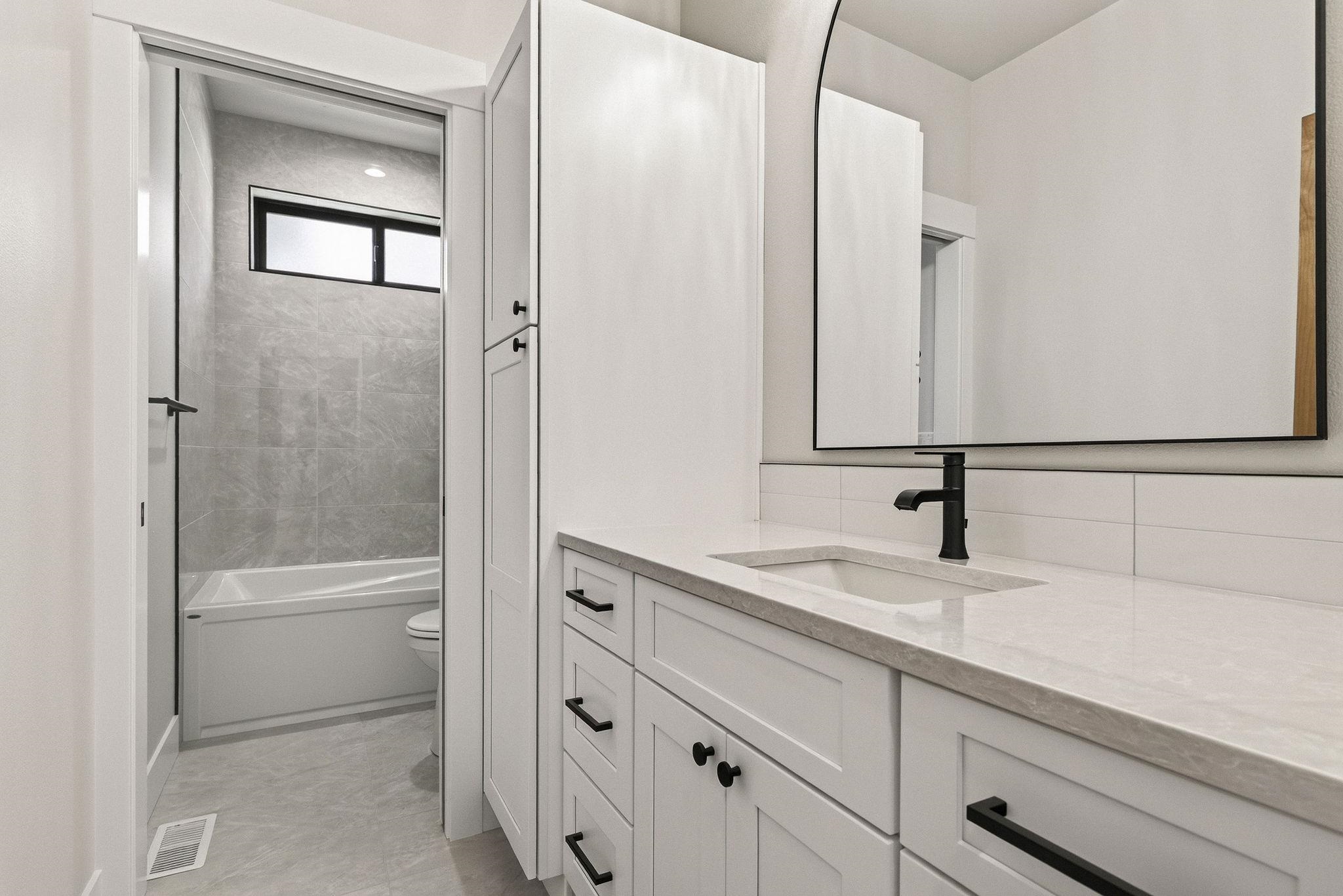 10910 E 36th Dr - Photo 23