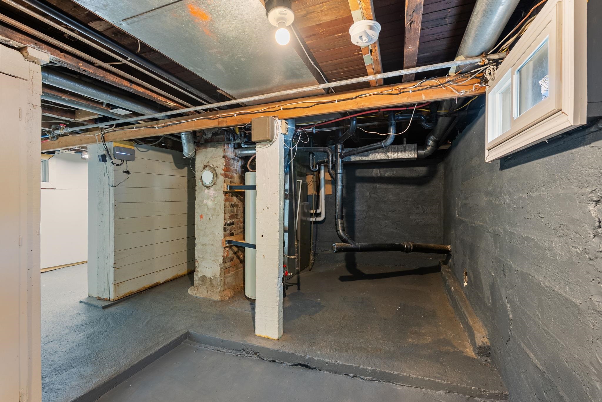 3929 E 8th Ave - Photo 19