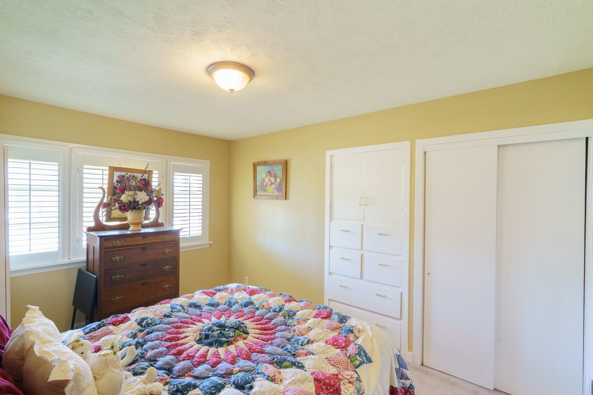 3421 N Center Rd - Photo 15
