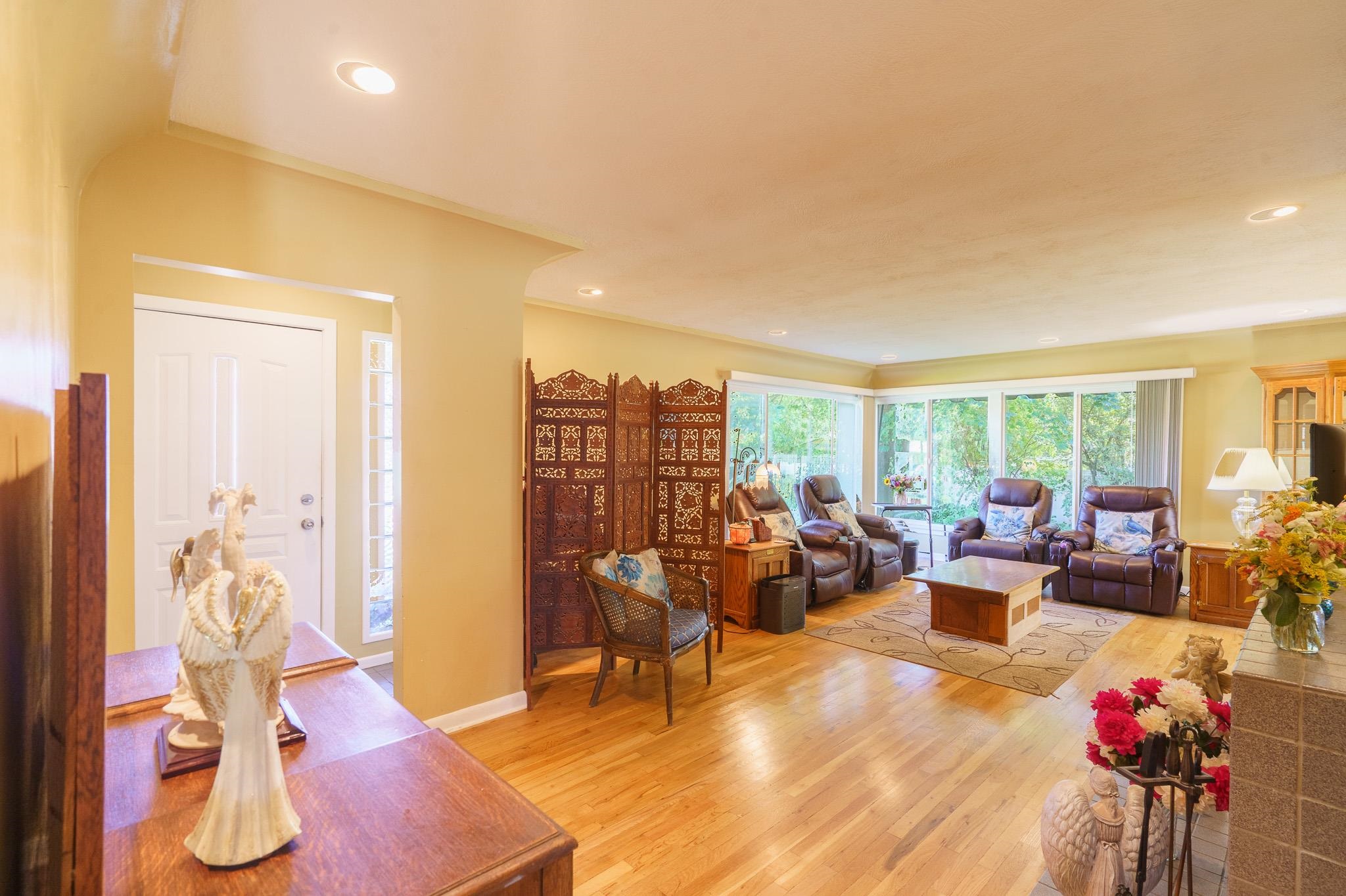 3421 N Center Rd - Photo 5