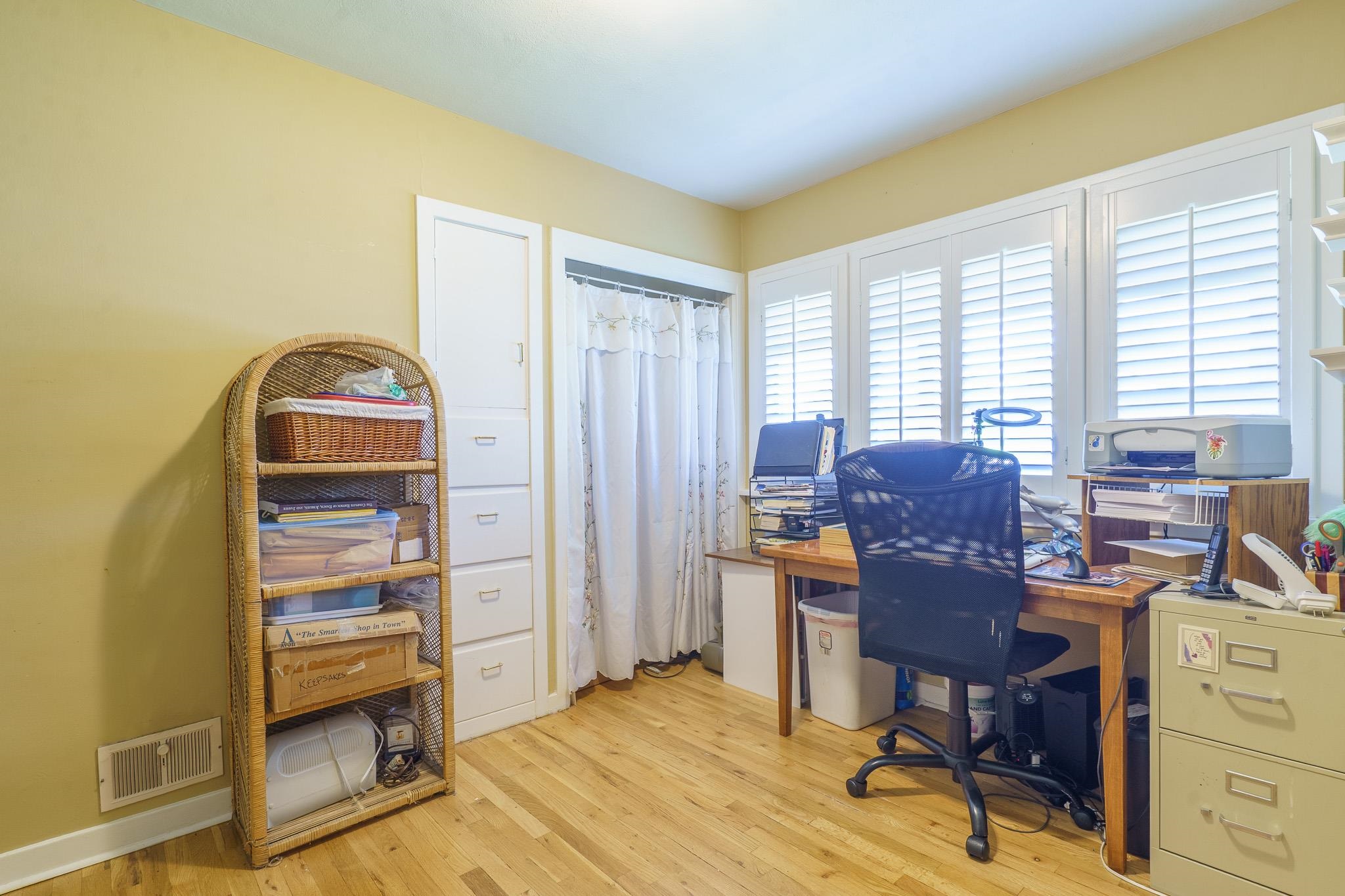 3421 N Center Rd - Photo 24