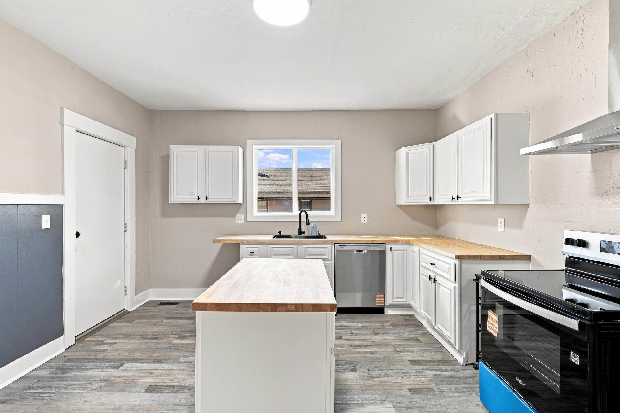 2427 N Standard St - Photo 12