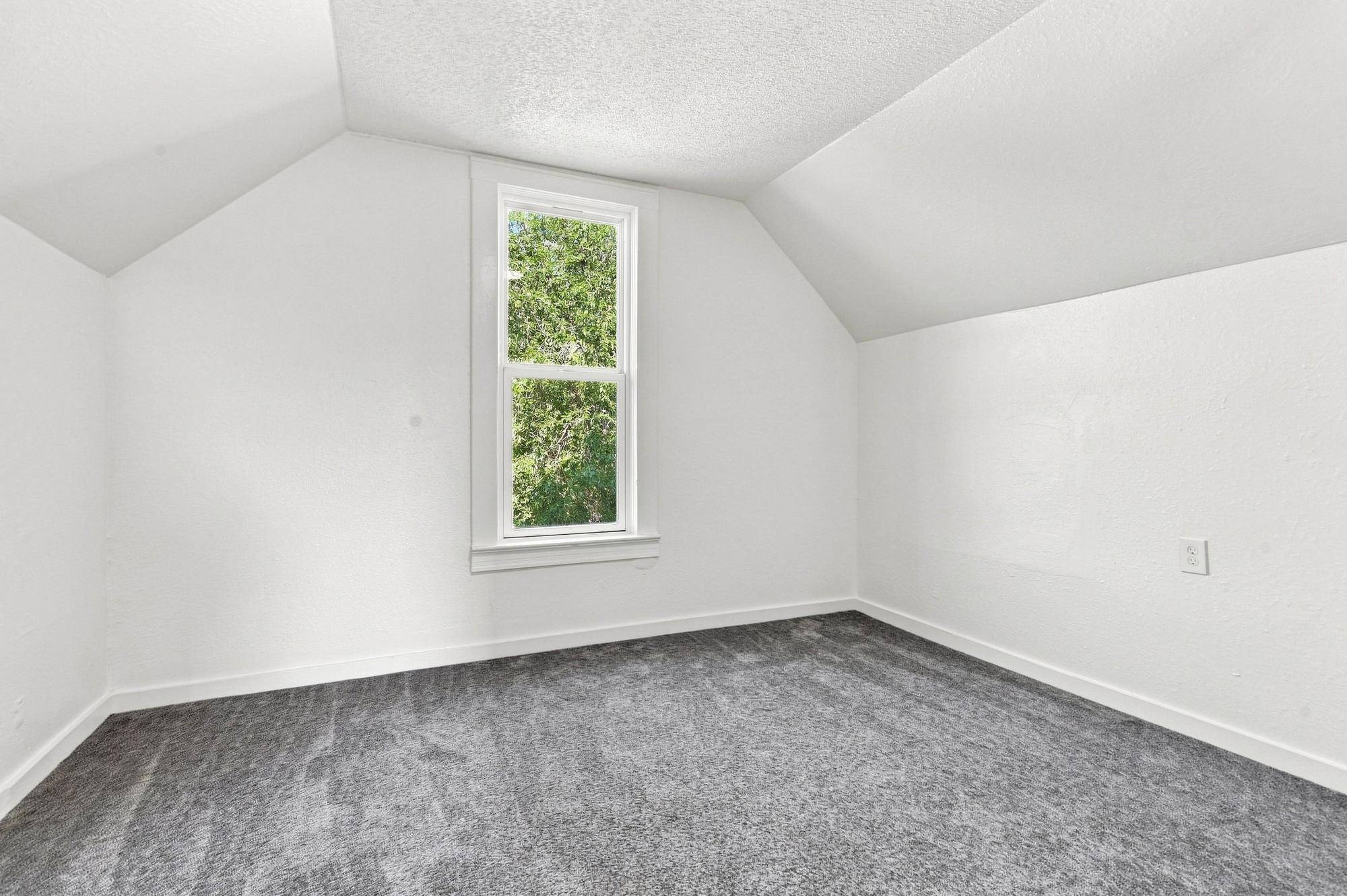 2427 N Standard St - Photo 33