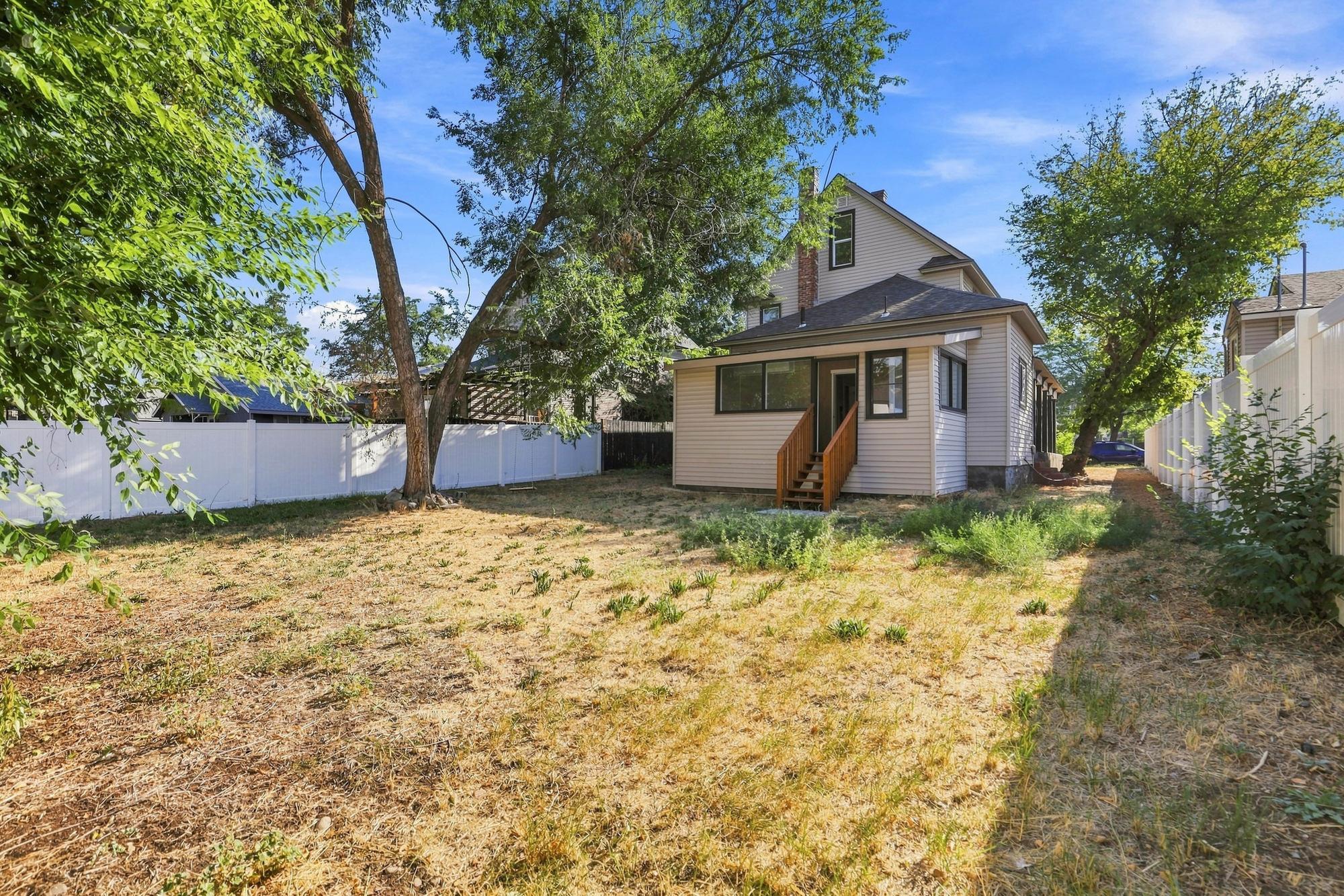 2427 N Standard St - Photo 36
