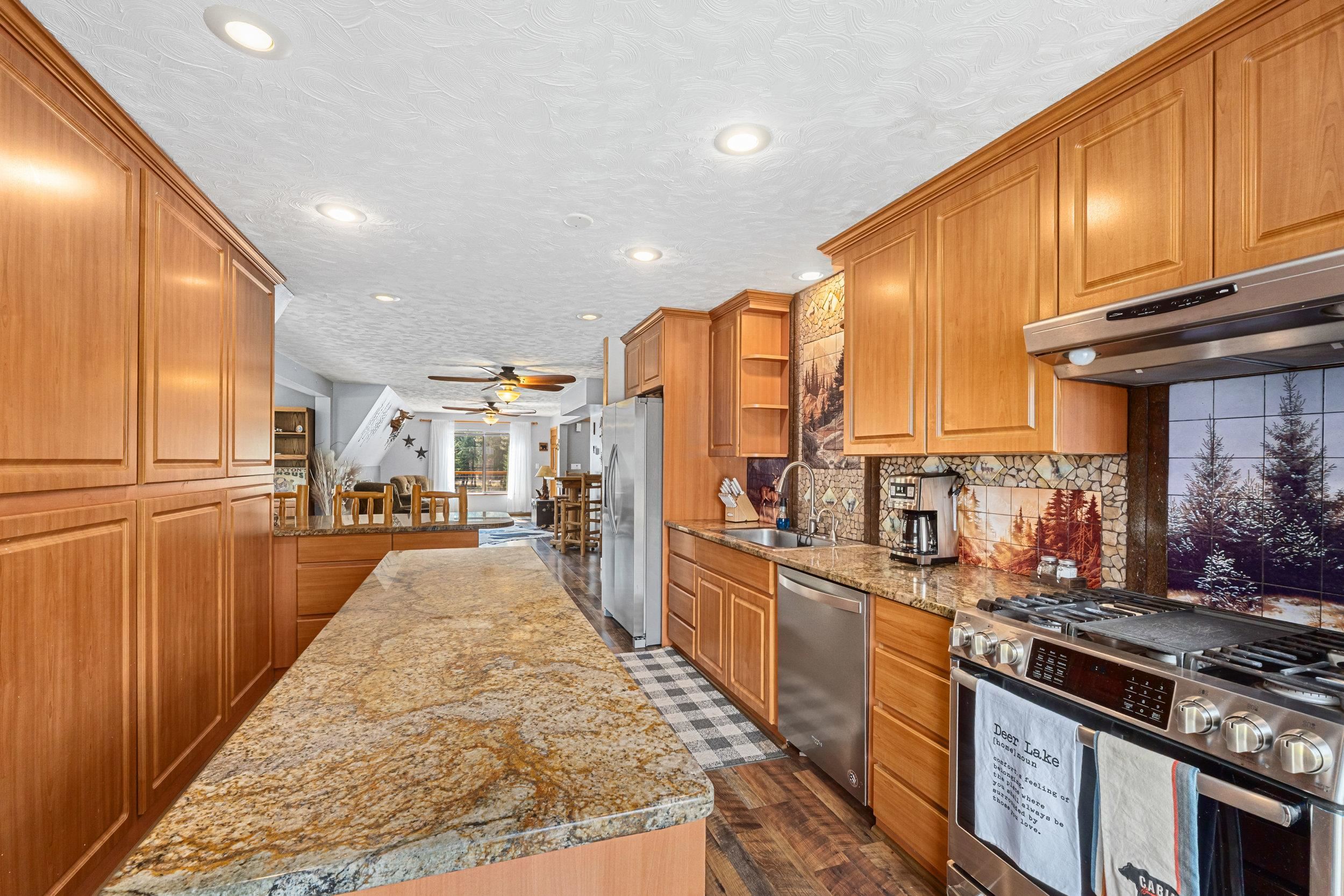 3747 N Deer Lake Rd - Photo 24