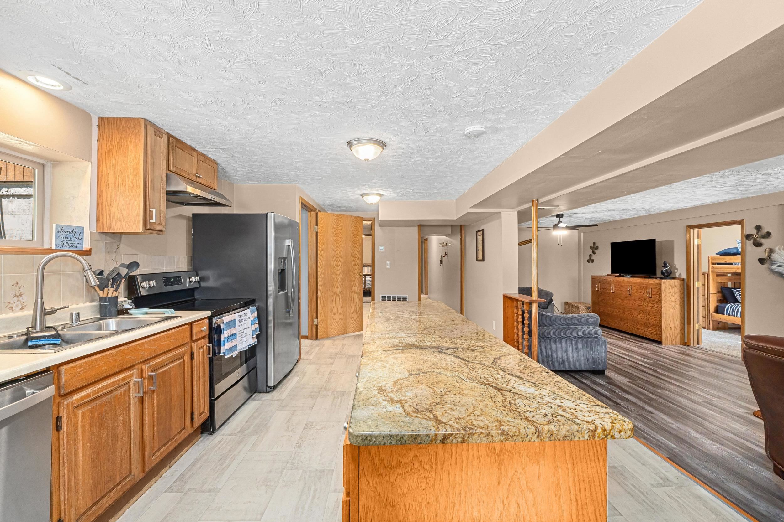 3747 N Deer Lake Rd - Photo 28