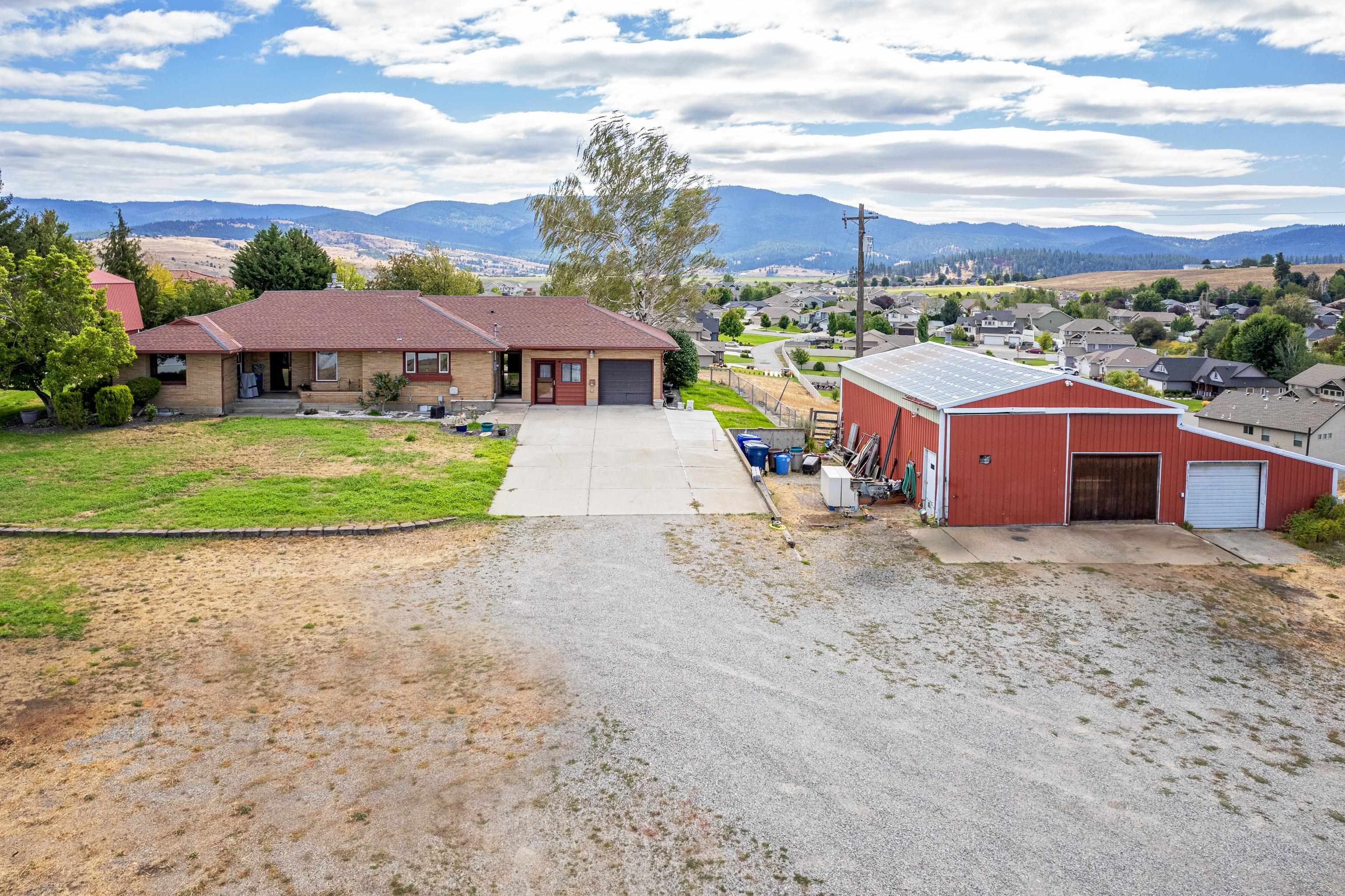 1007 S Barker Rd - Photo 3