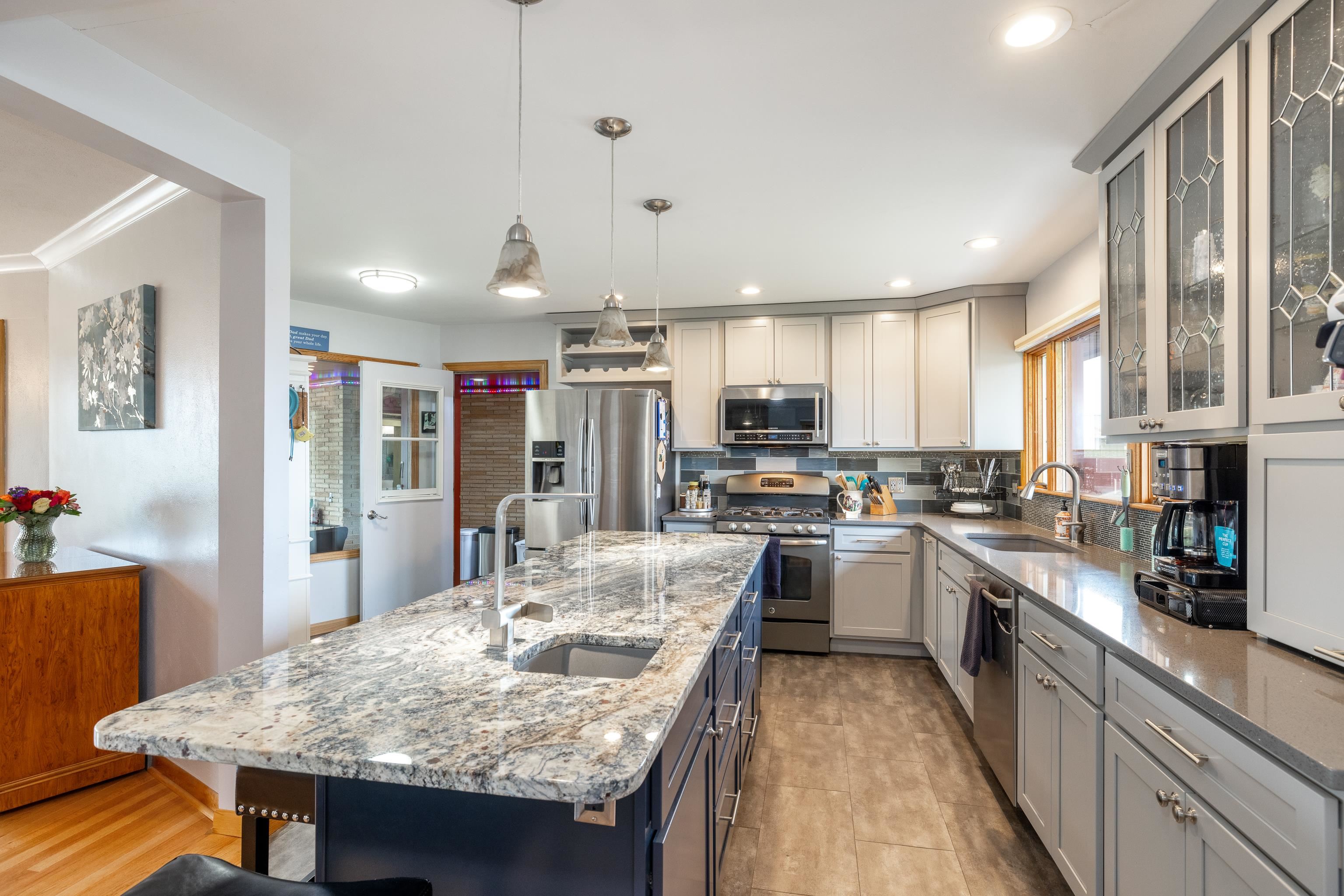1007 S Barker Rd - Photo 9