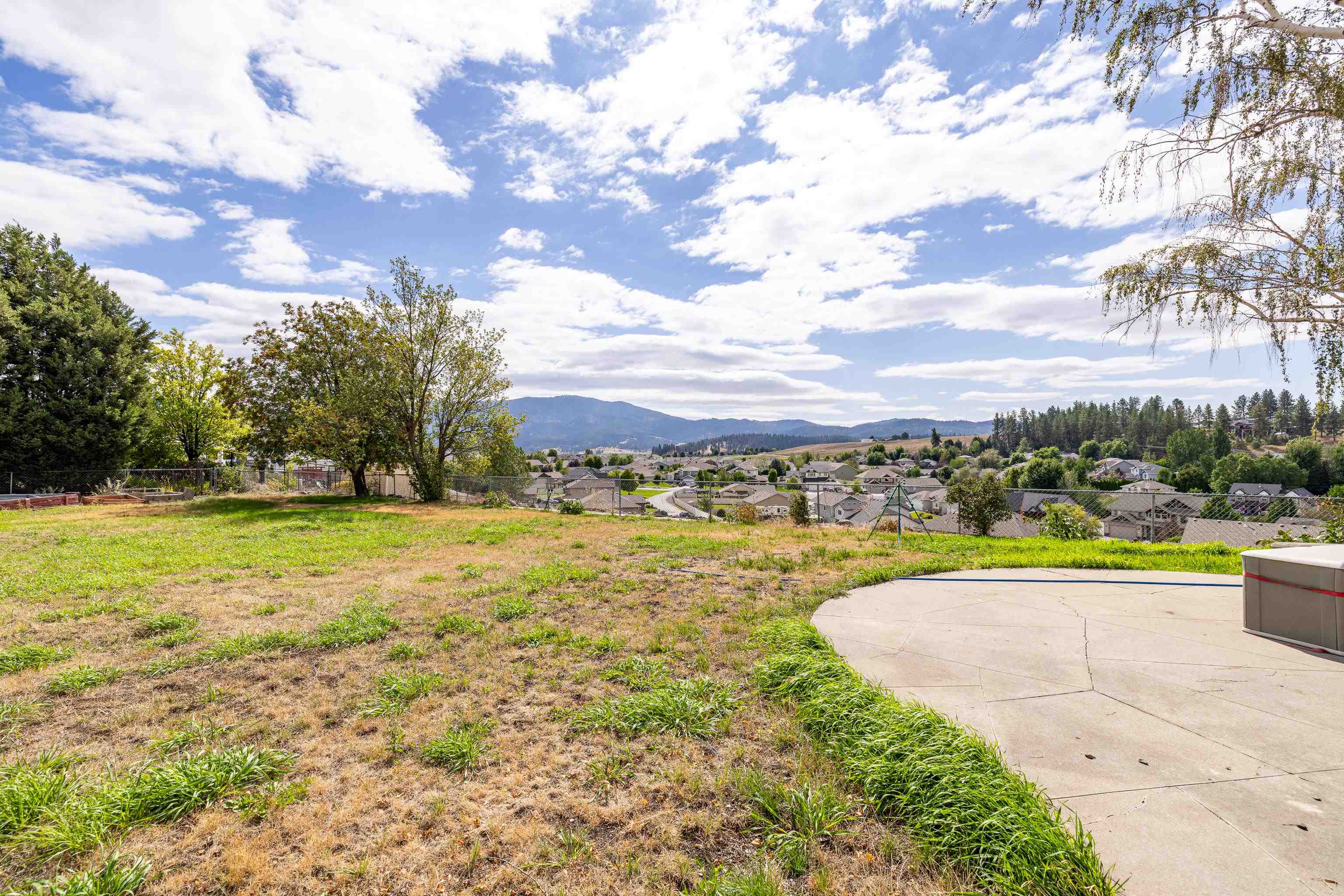 1007 S Barker Rd - Photo 33