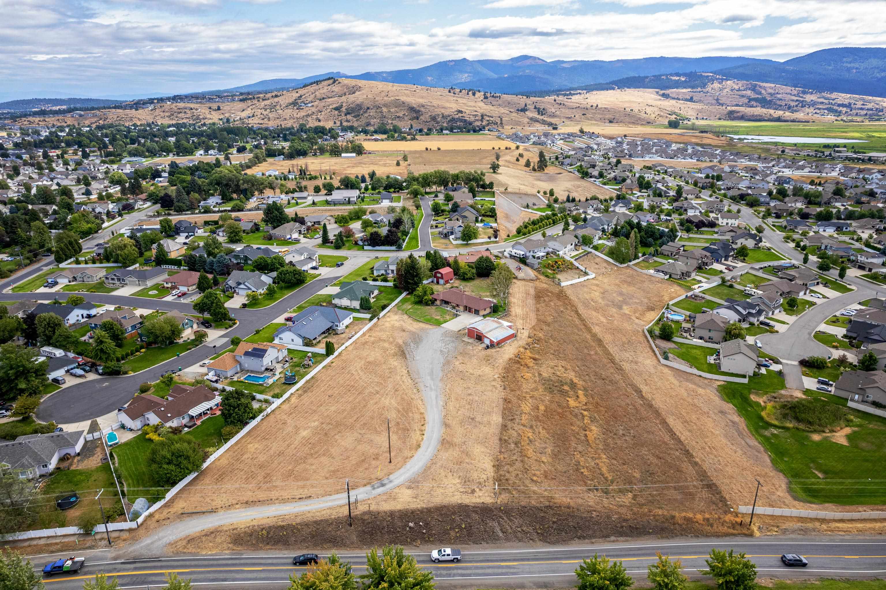 1007 S Barker Rd - Photo 42