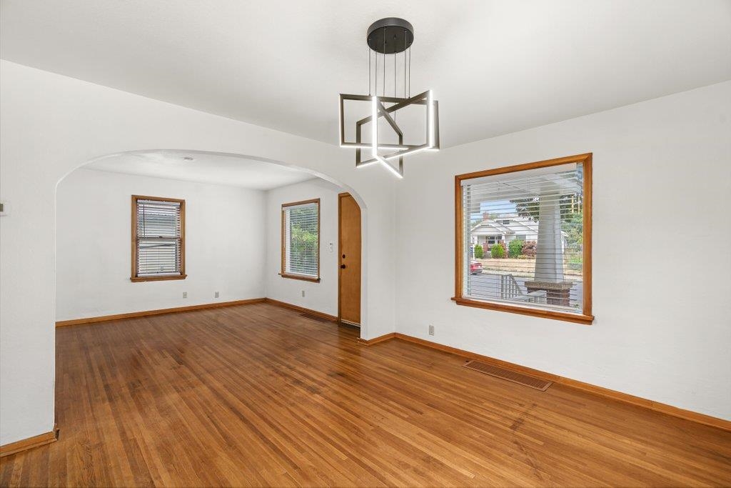 1724 W Cleveland Ave - Photo 2