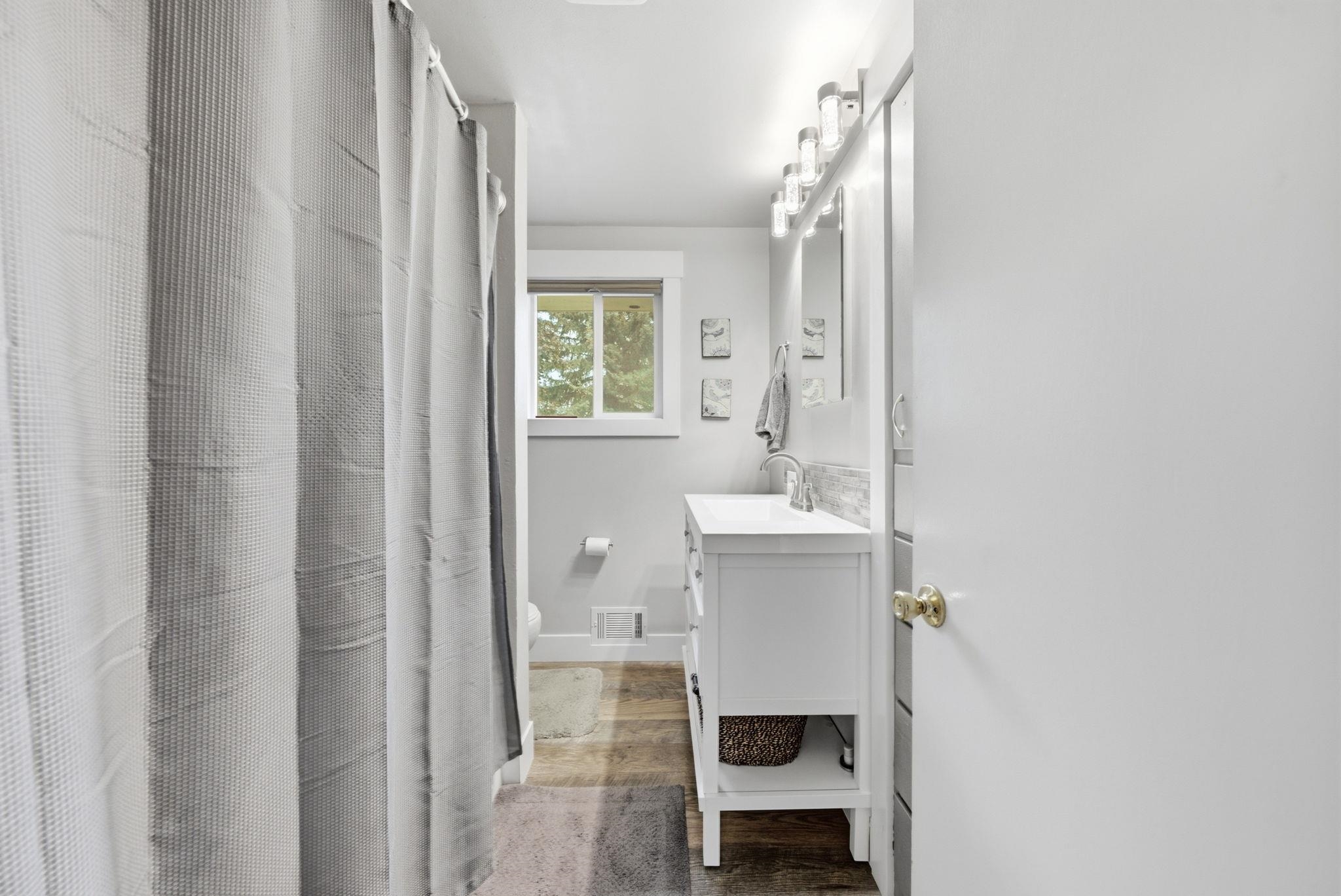 11820 E Mission Ave - Photo 11