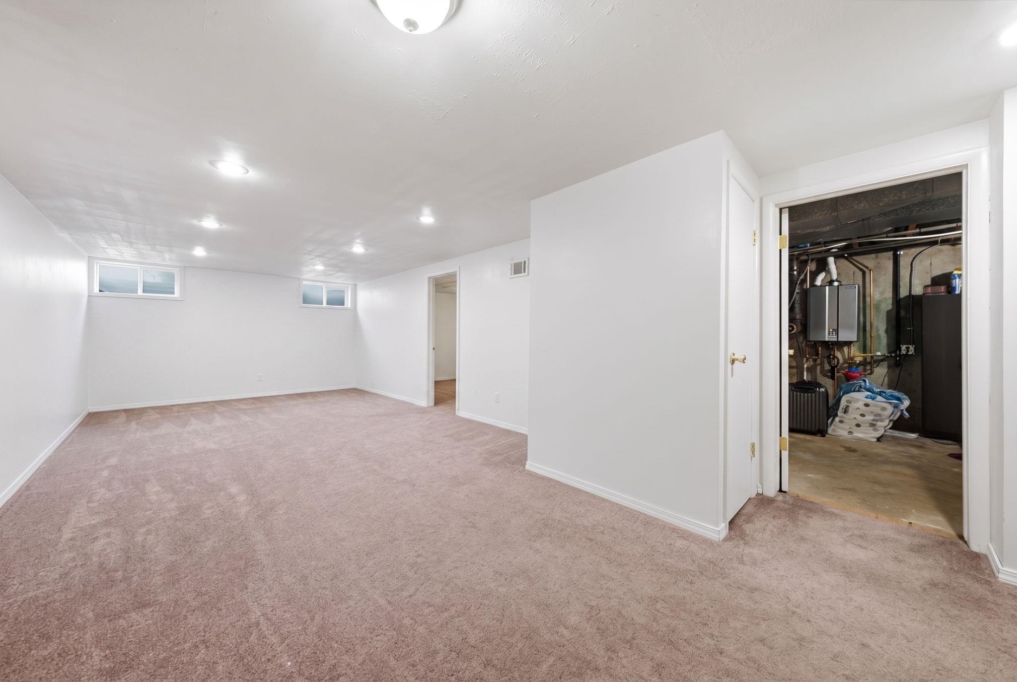 11820 E Mission Ave - Photo 15