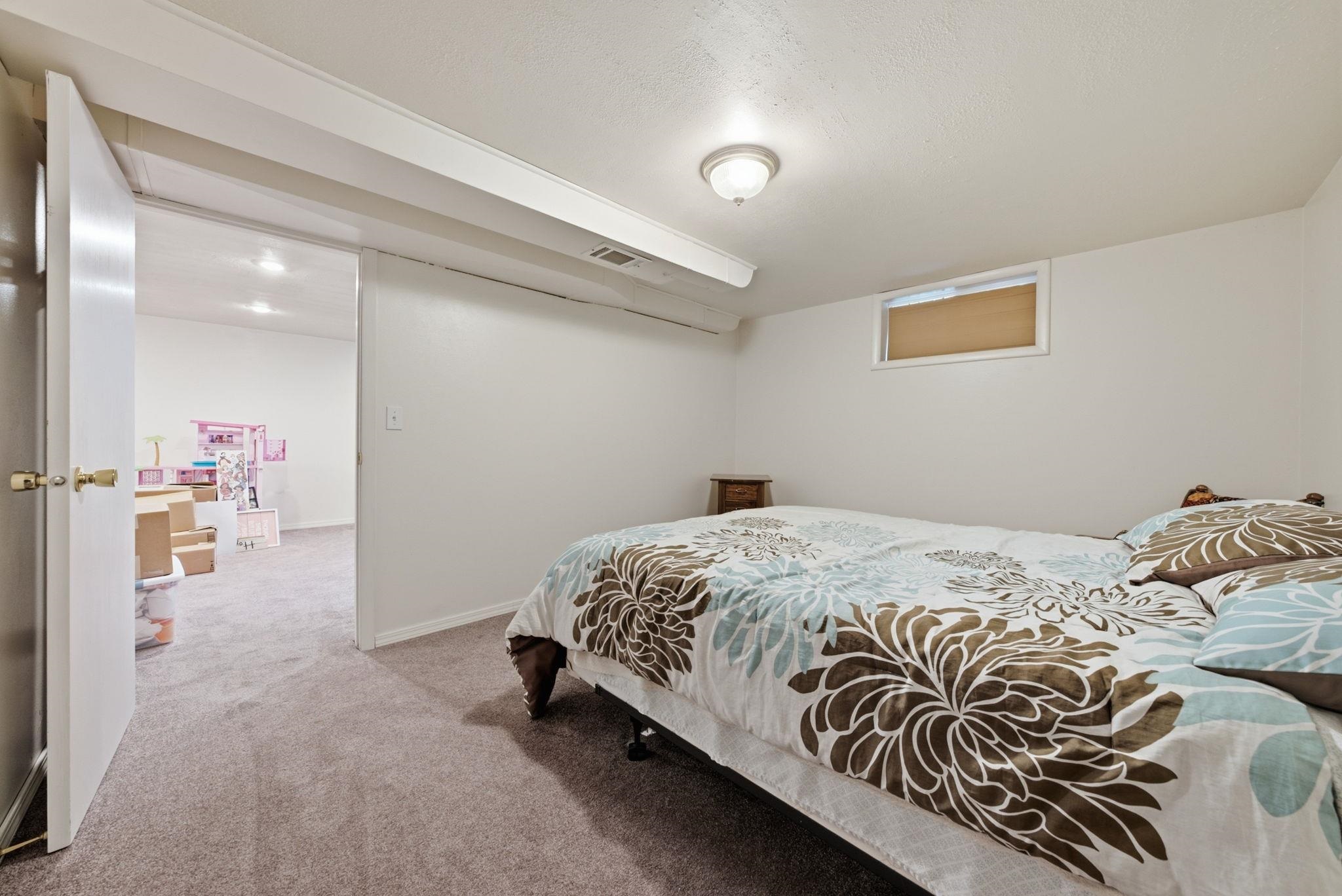 11820 E Mission Ave - Photo 20