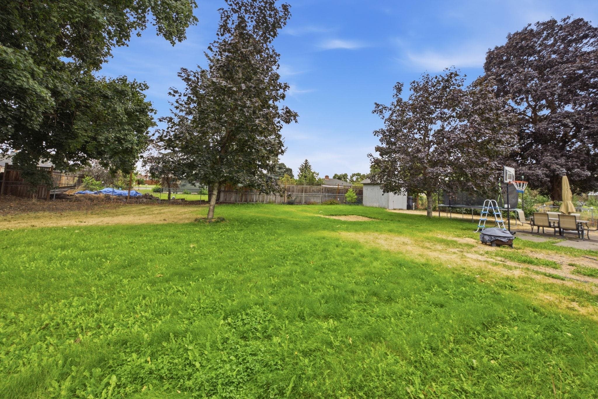 11820 E Mission Ave - Photo 24