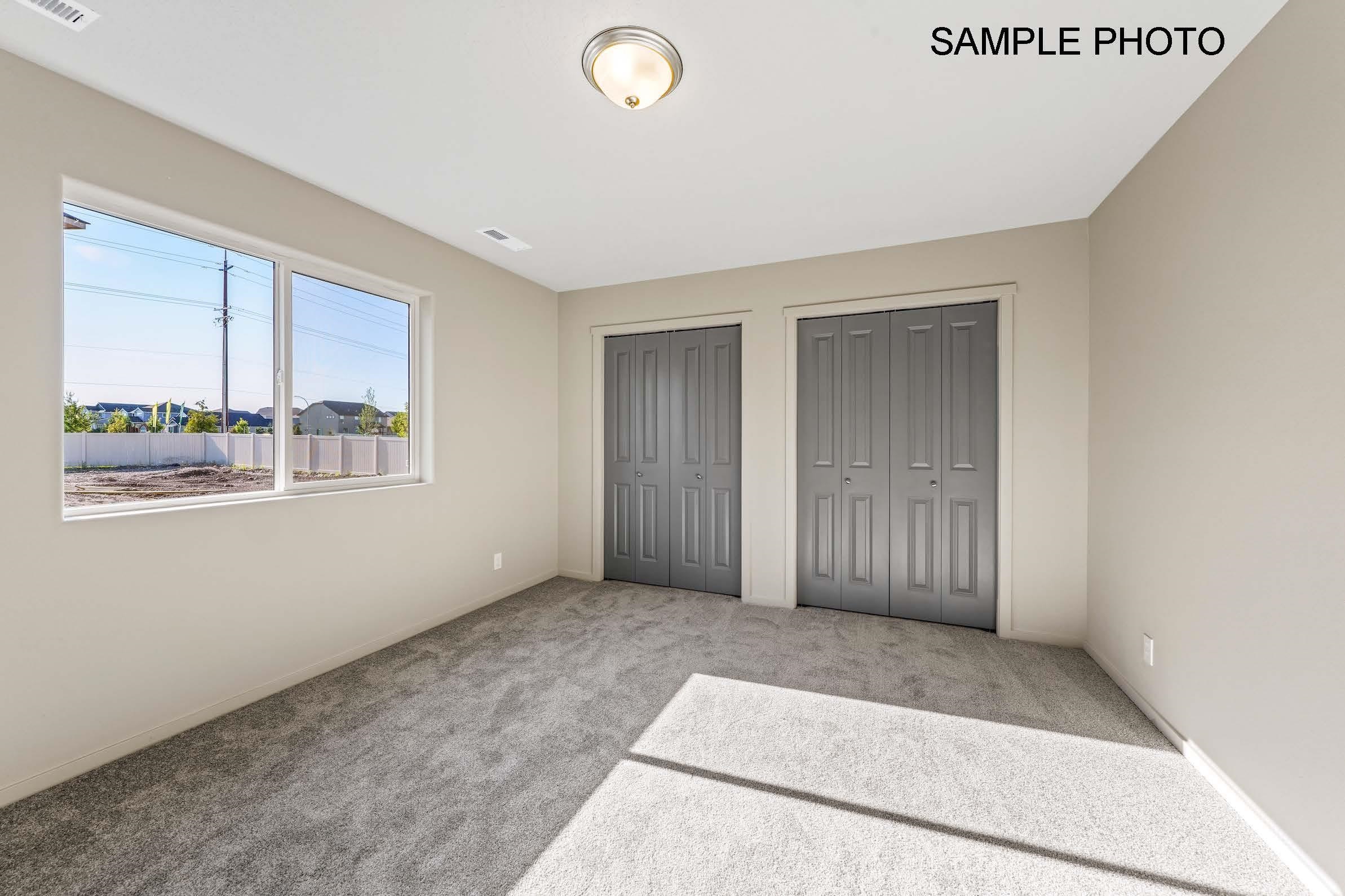 221 S Treeline St - Photo 3