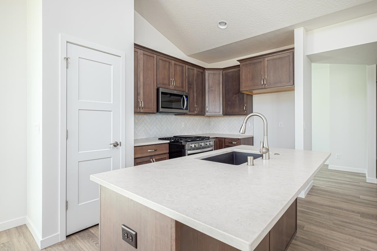 2575 N Rydal Ln - Photo 6