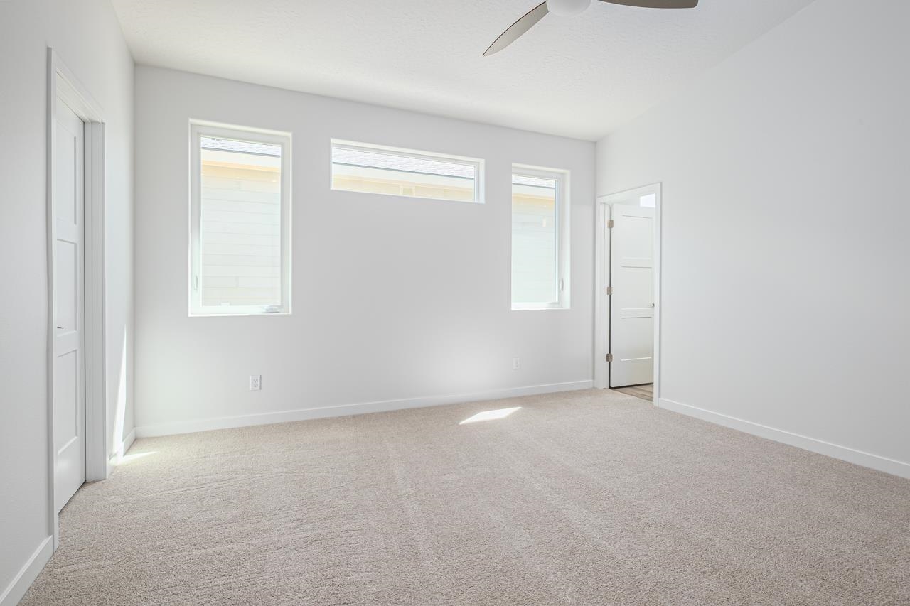 2575 N Rydal Ln - Photo 7