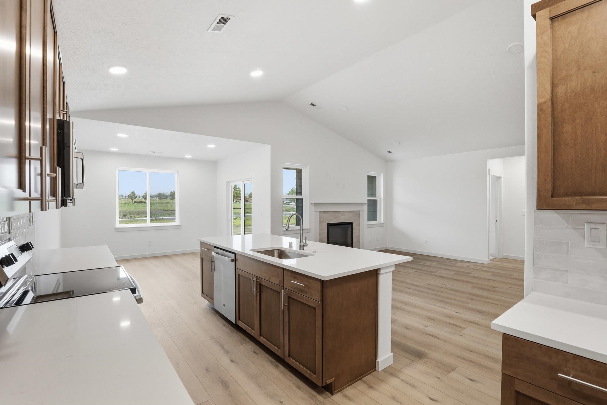 2402 Annie Pl - Photo 9