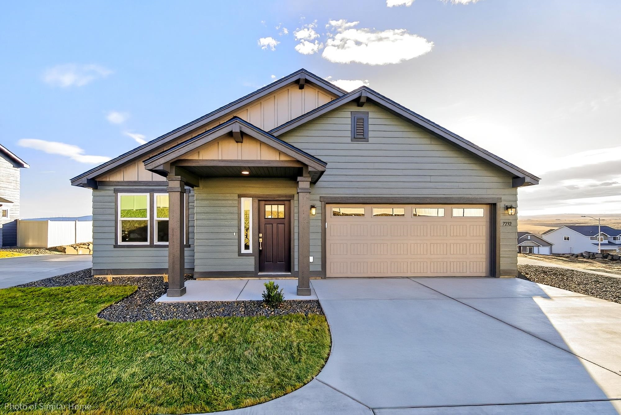 302 Apple Tree Ct - Photo 1