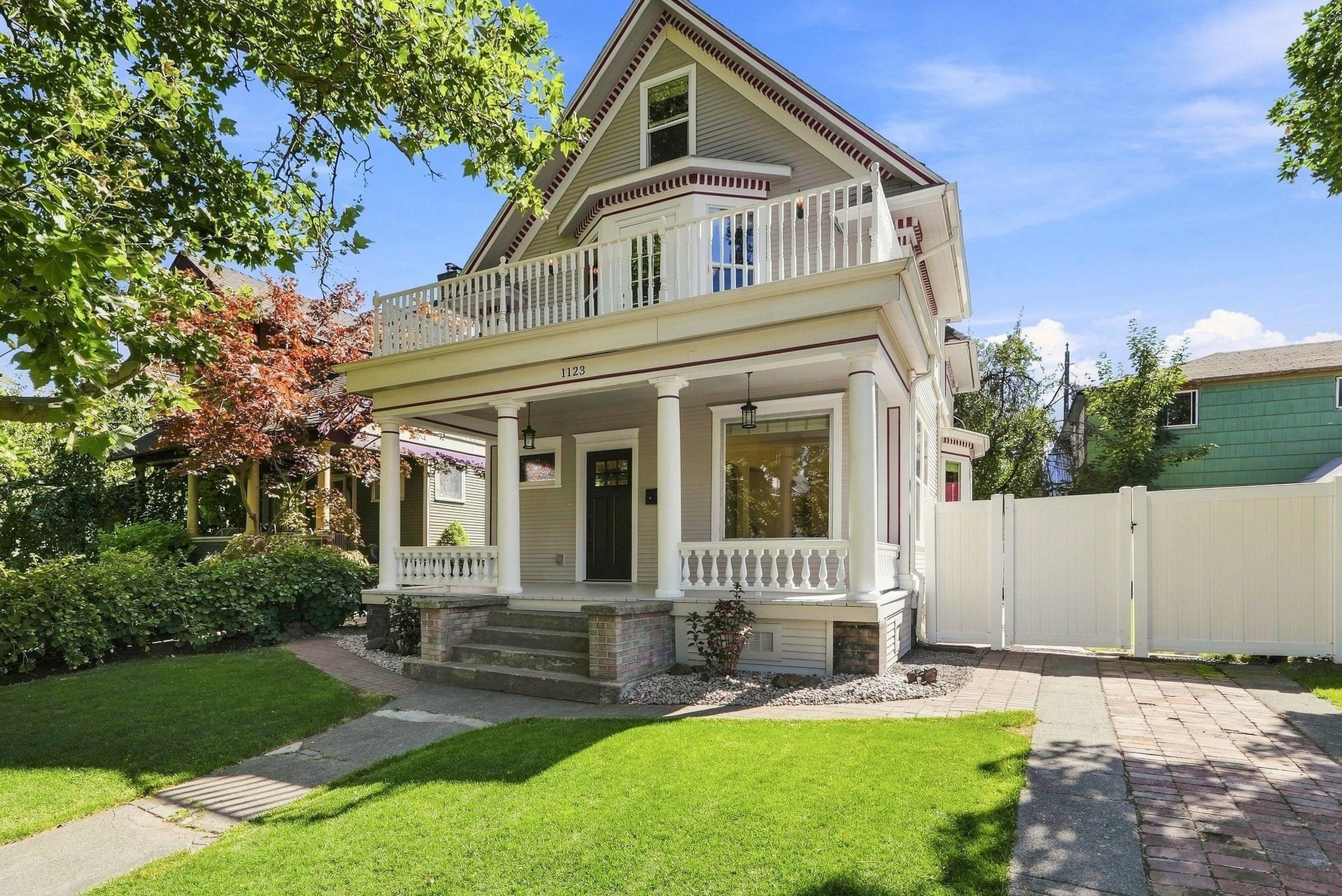 1123 W Nora Ave - Photo 1