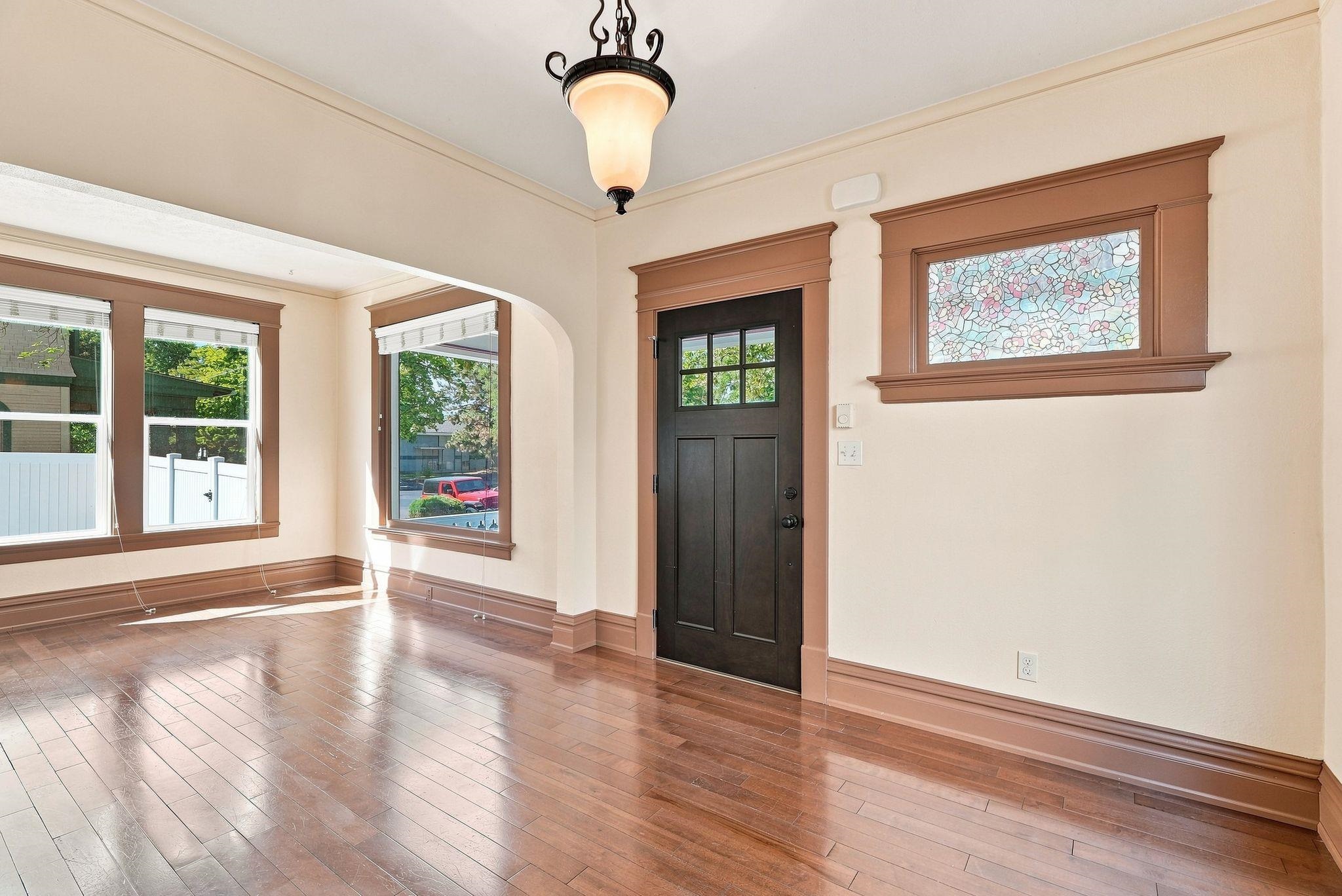1123 W Nora Ave - Photo 5