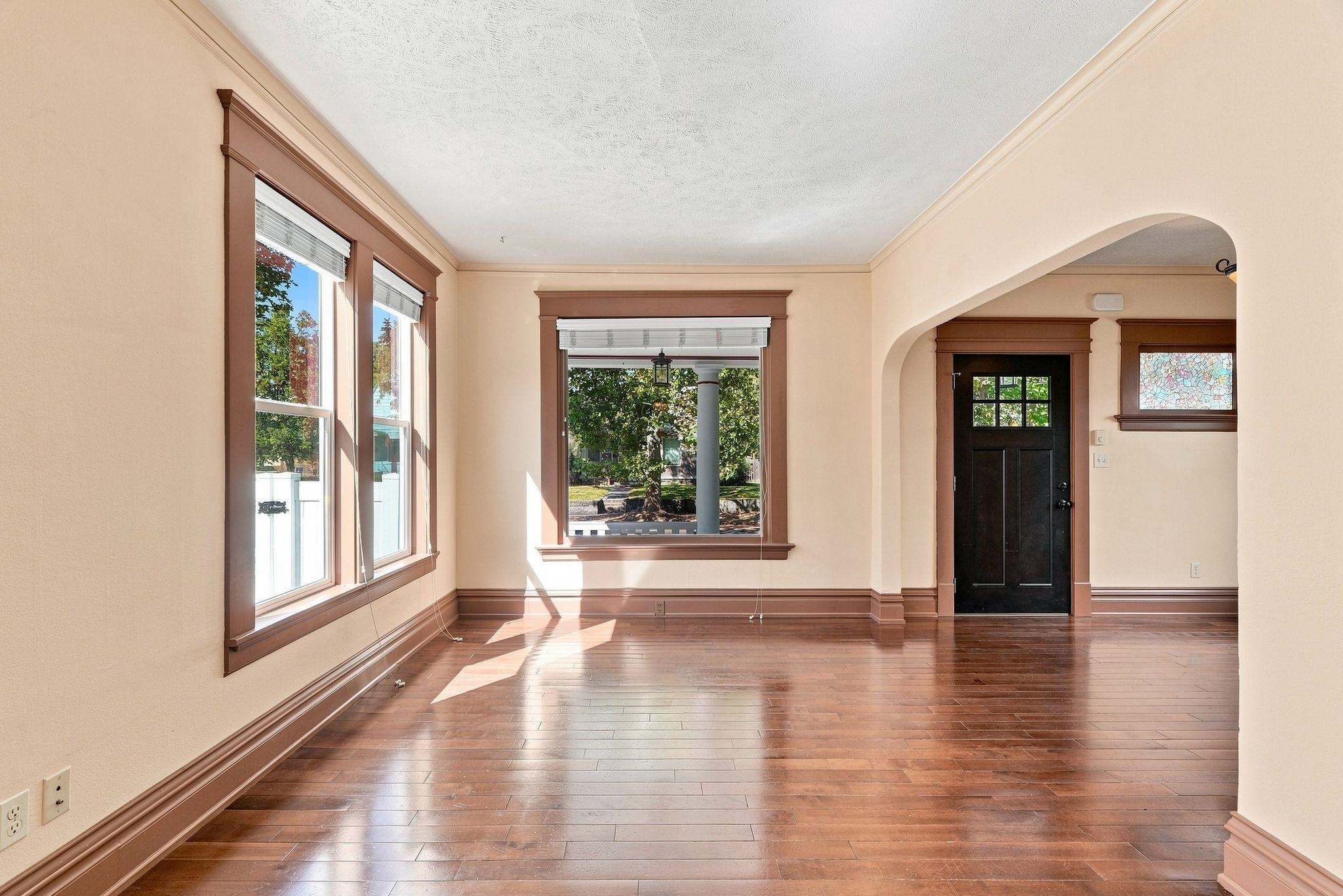 1123 W Nora Ave - Photo 8