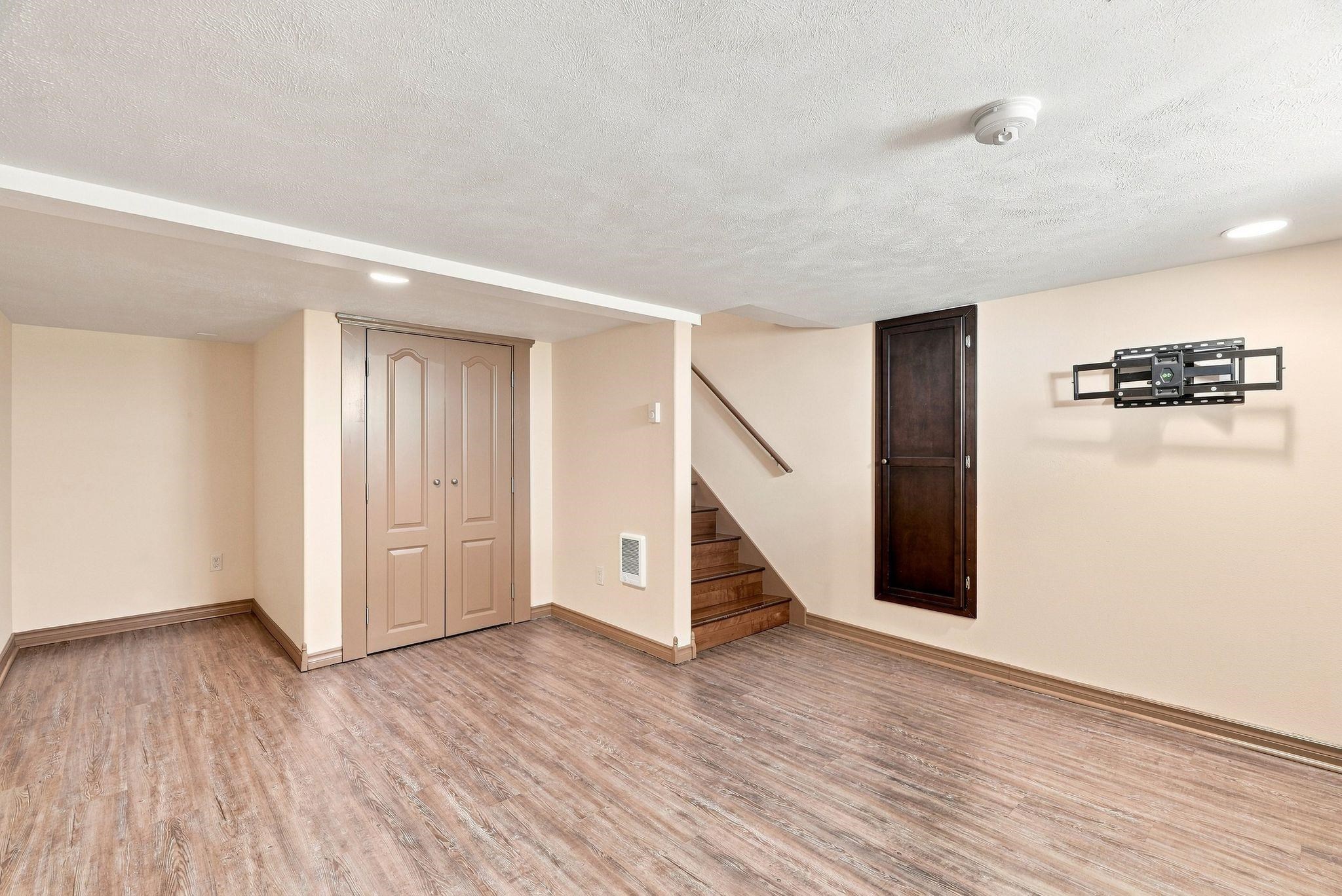 1123 W Nora Ave - Photo 29