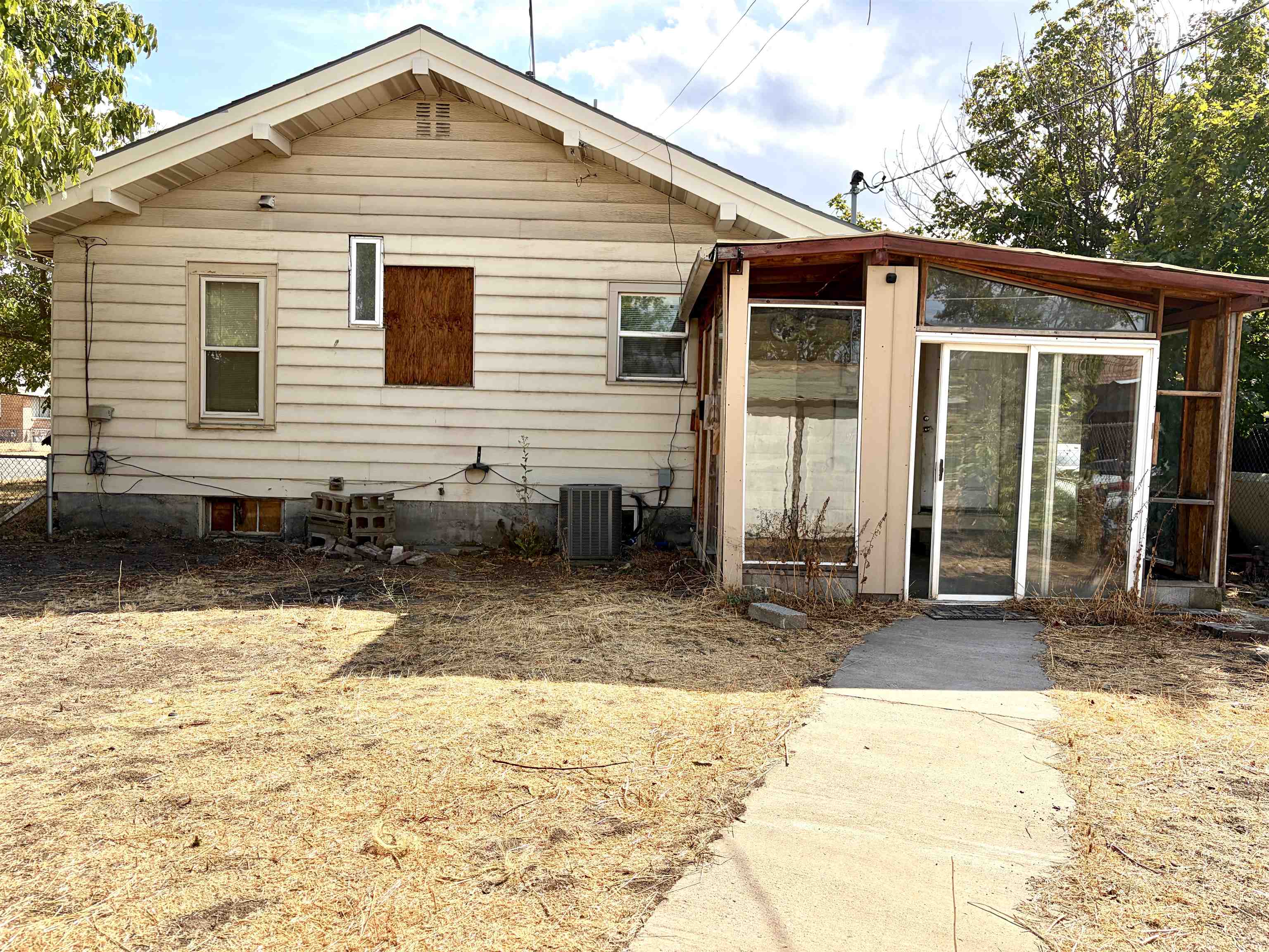 3923 E Pacific Ave - Photo 31