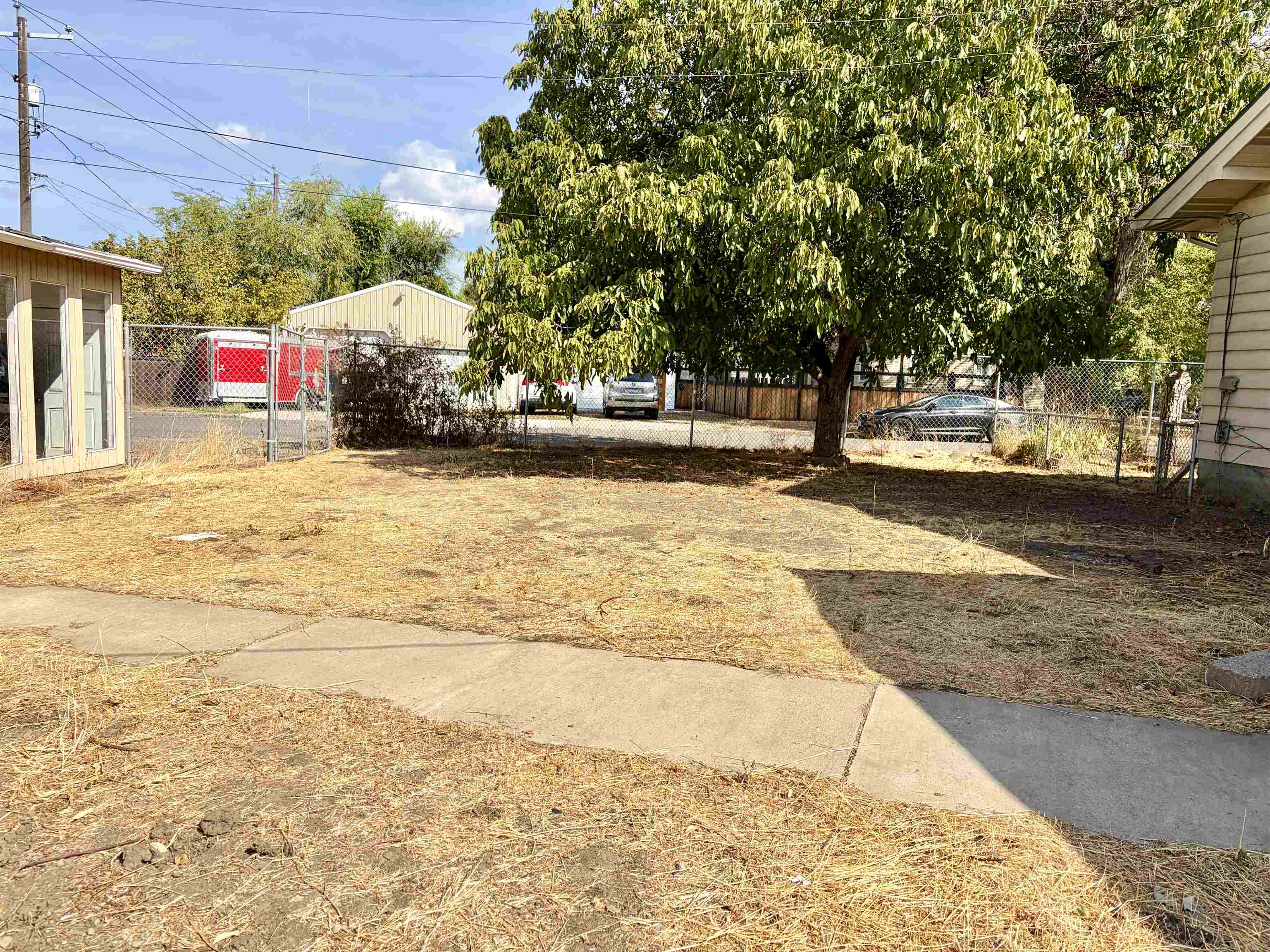 3923 E Pacific Ave - Photo 33