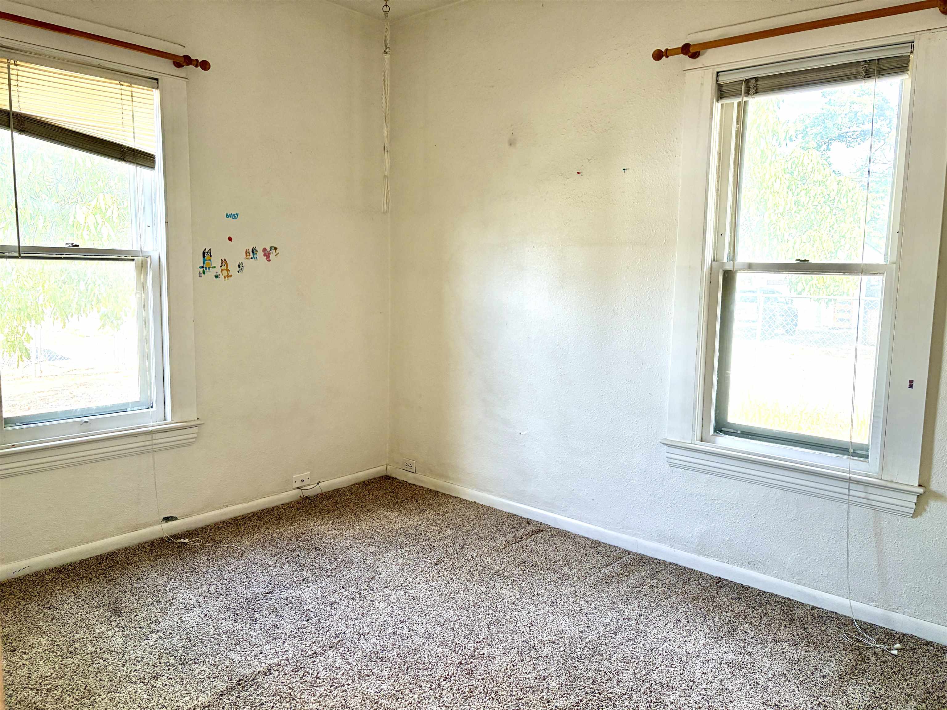3923 E Pacific Ave - Photo 17