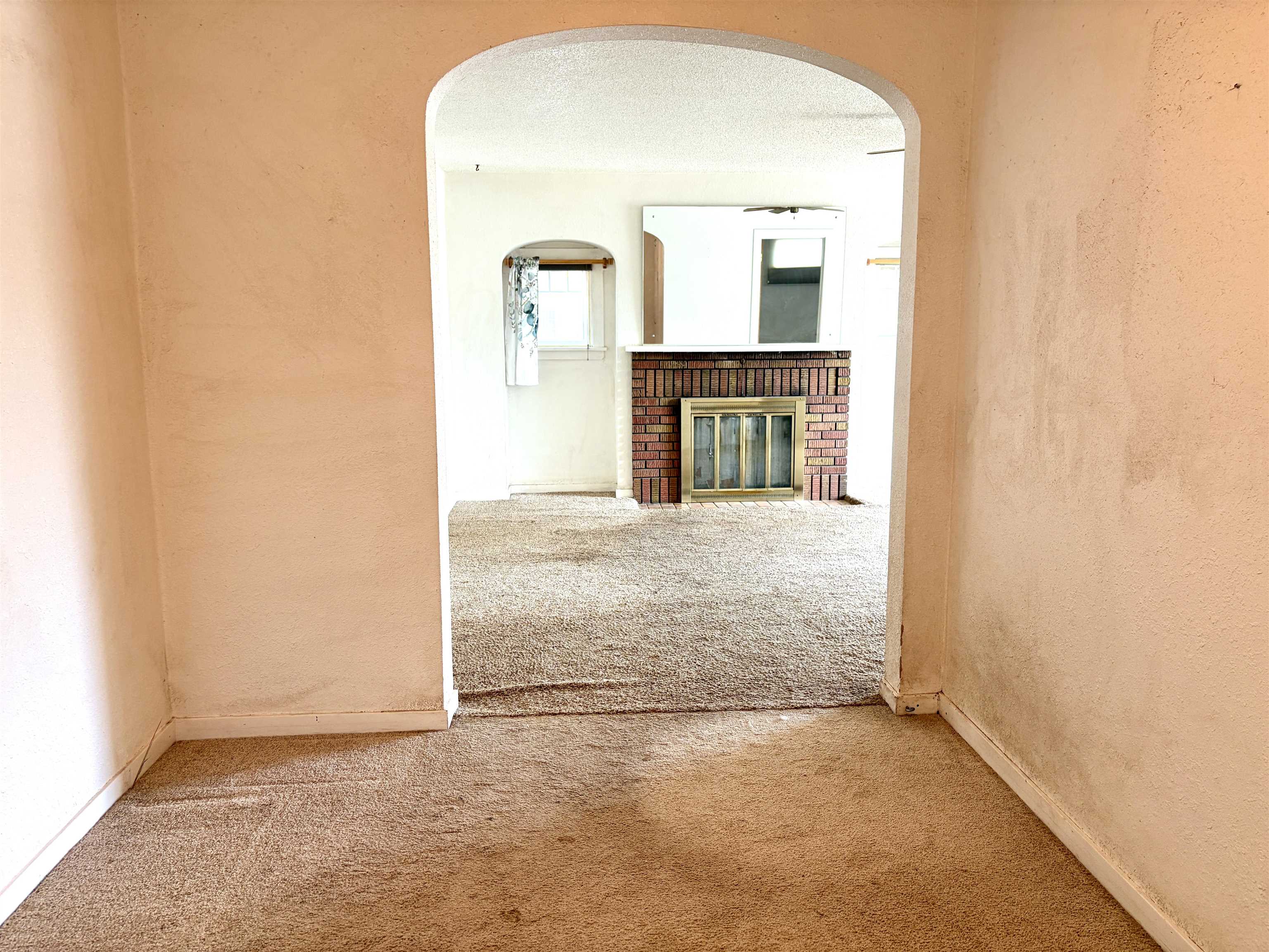 3923 E Pacific Ave - Photo 9