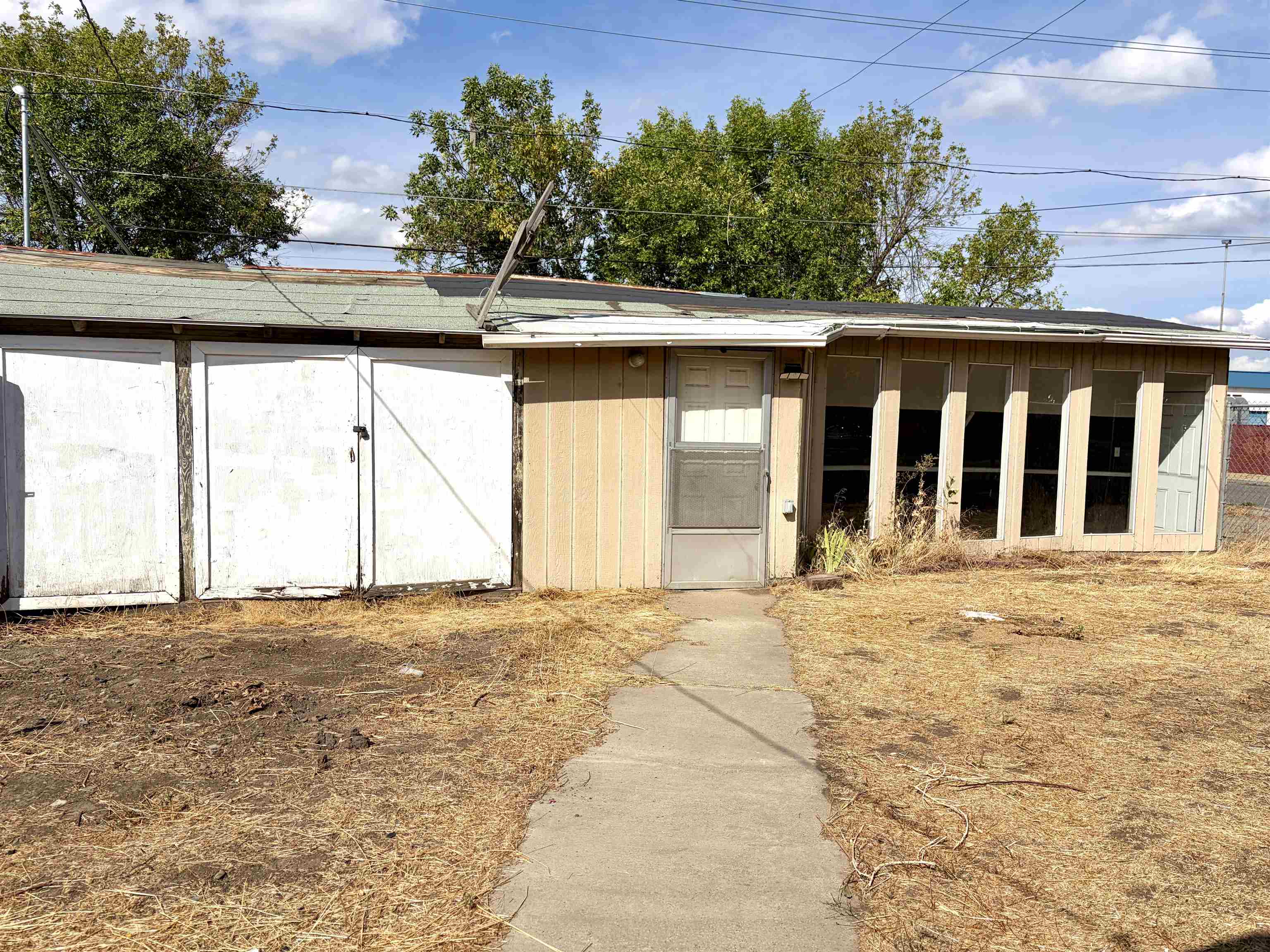 3923 E Pacific Ave - Photo 34