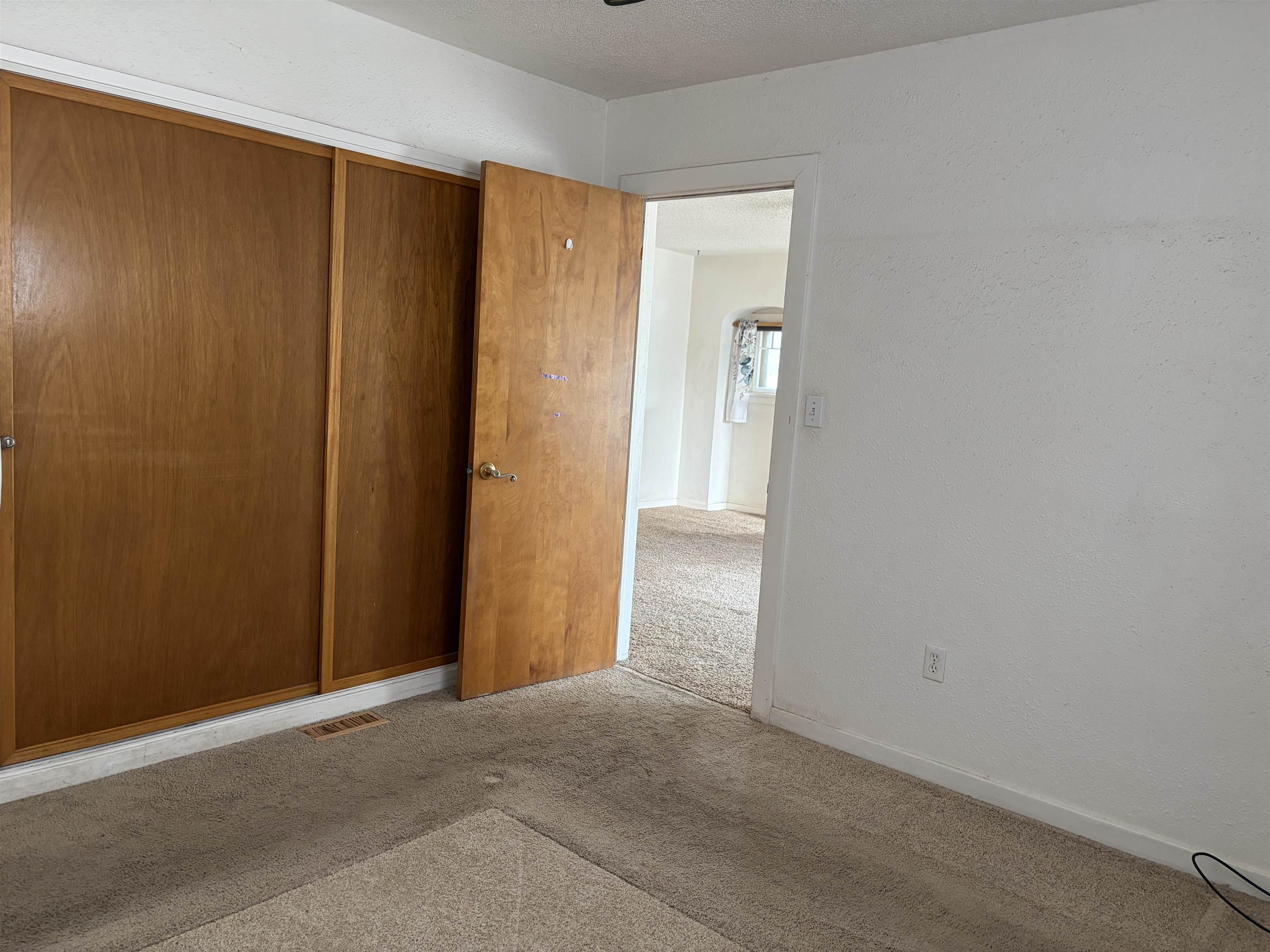 3923 E Pacific Ave - Photo 20
