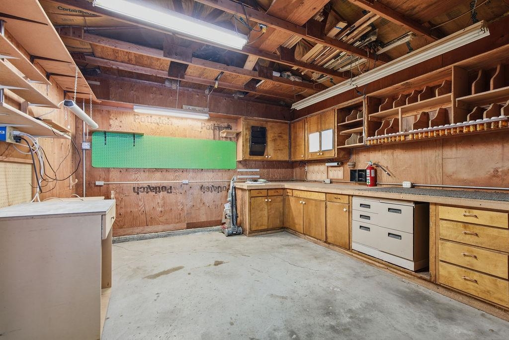7402 N Country Homes Blvd - Photo 34