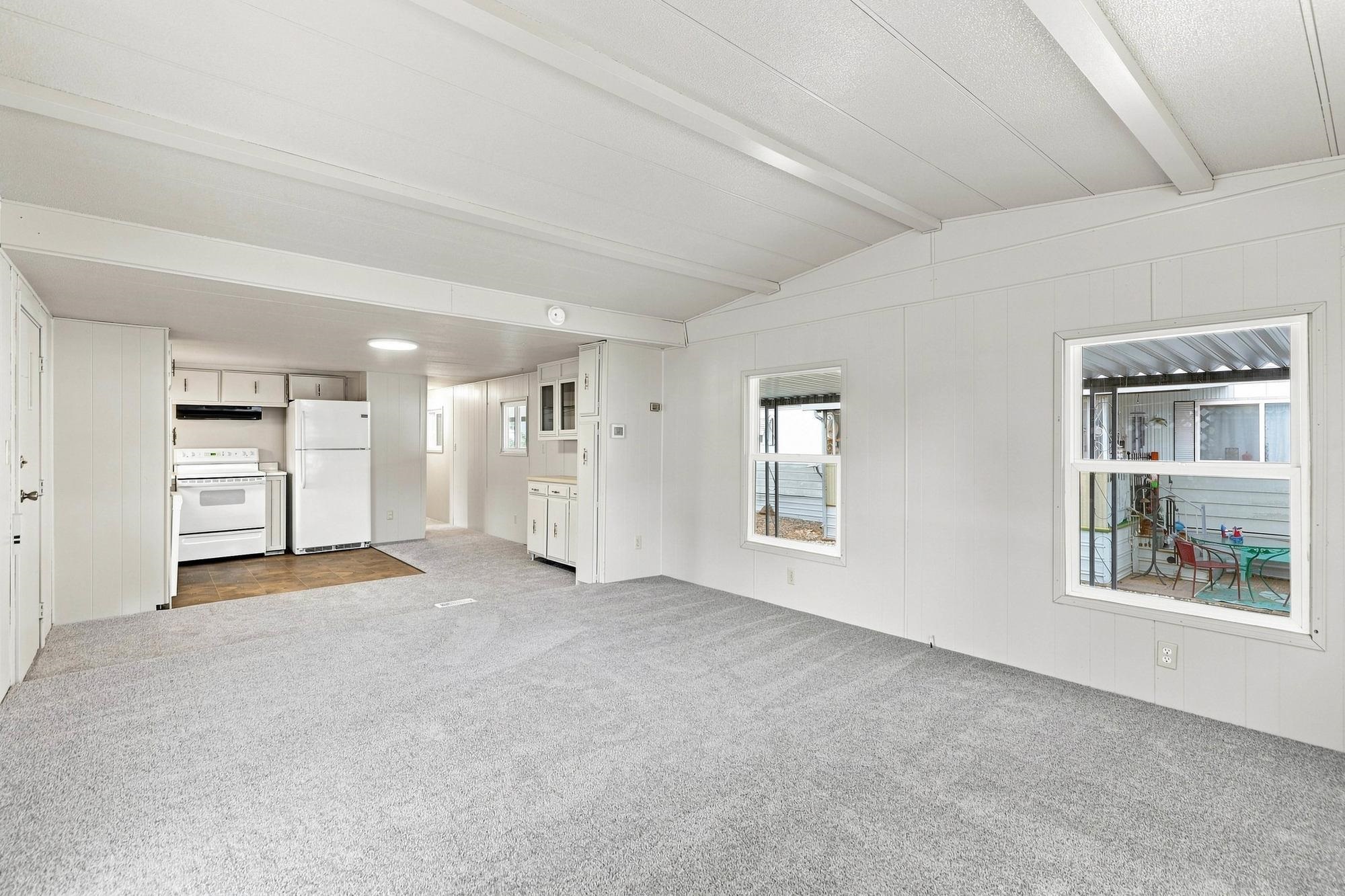 1211 E Lyons Ave - Photo 6