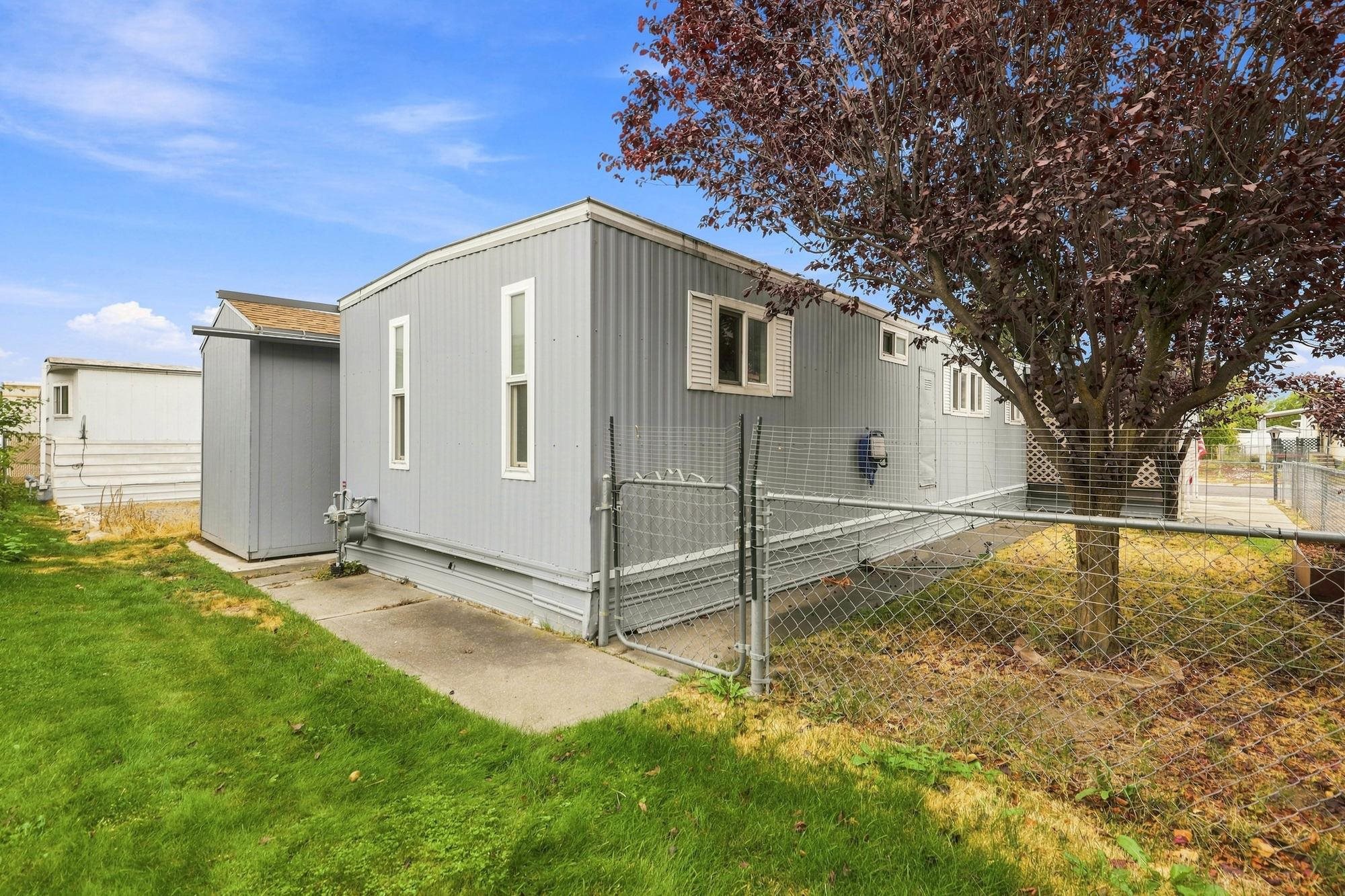 1211 E Lyons Ave - Photo 21
