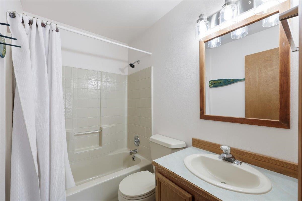 46247 Larson Beach Rd - Photo 22