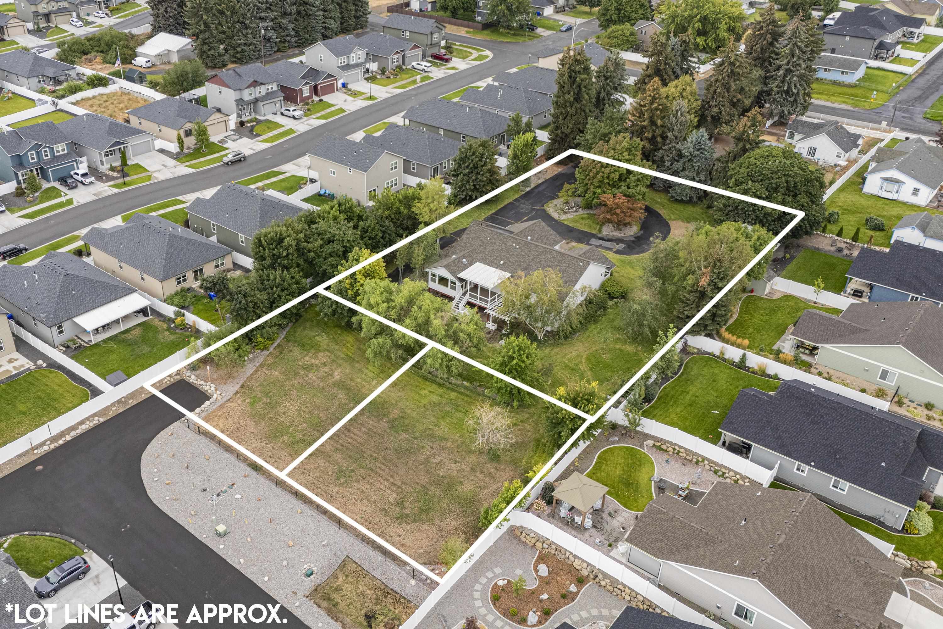 14023 E 12TH Ave - Photo 8
