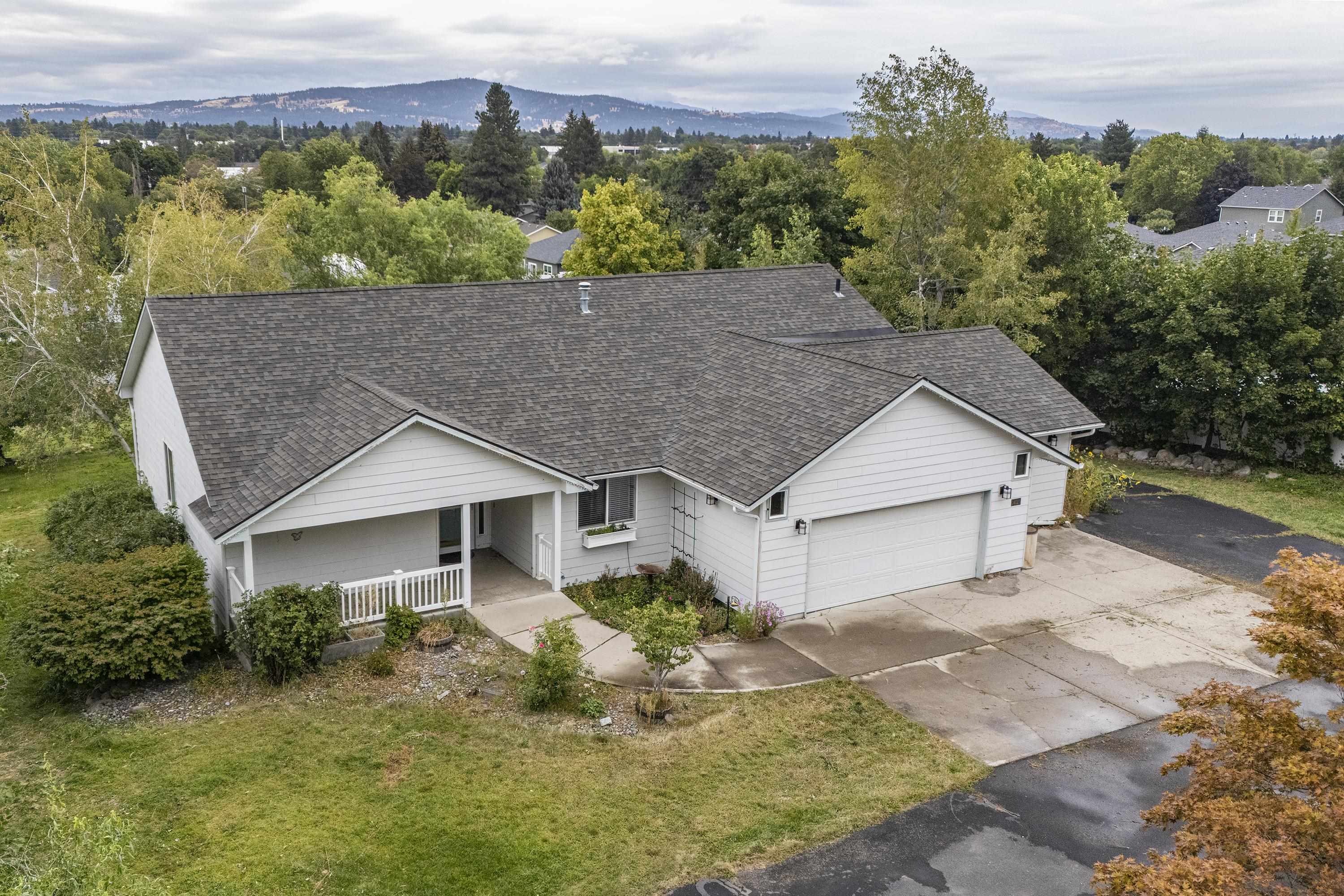 14023 E 12TH Ave - Photo 1