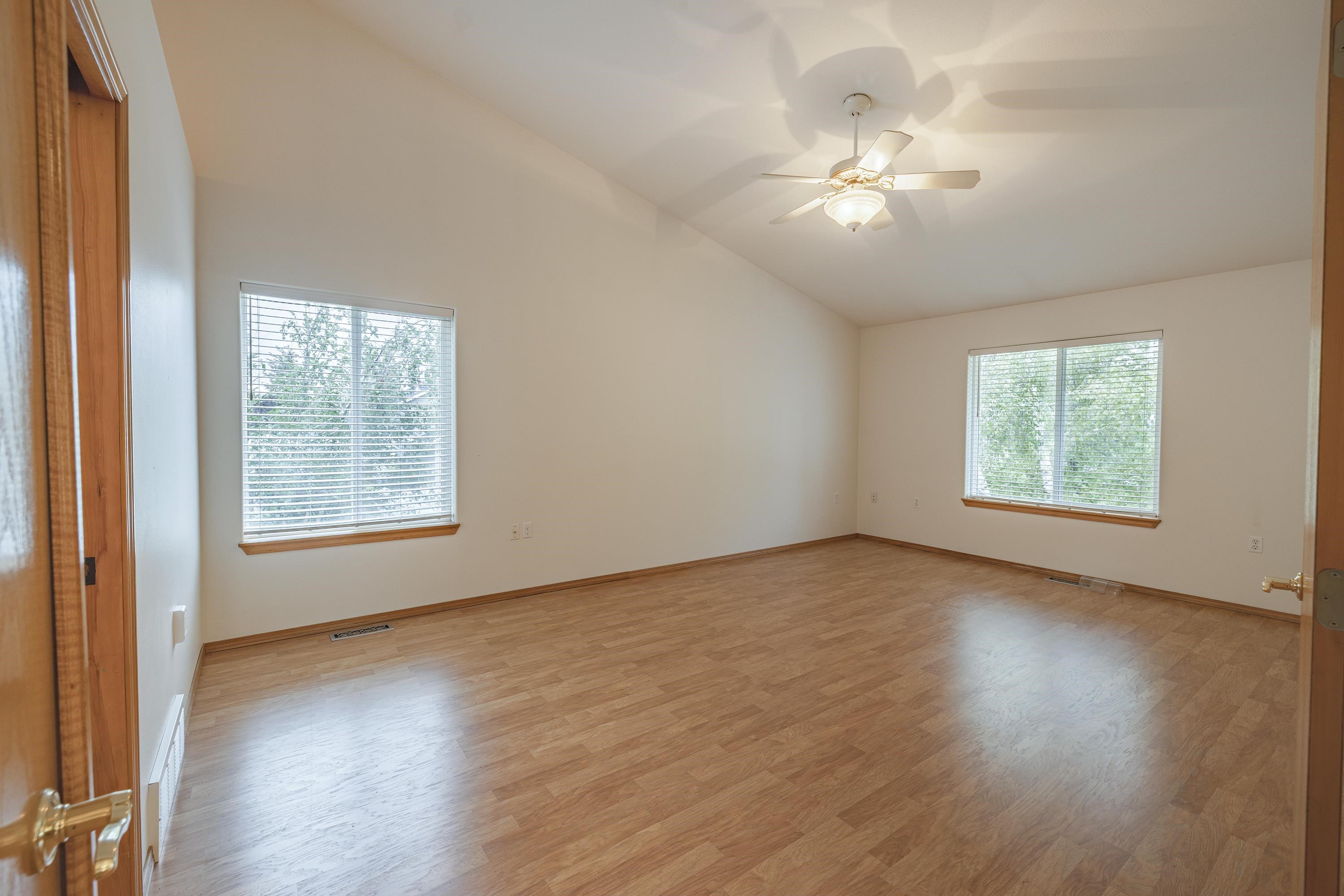 14023 E 12TH Ave - Photo 10