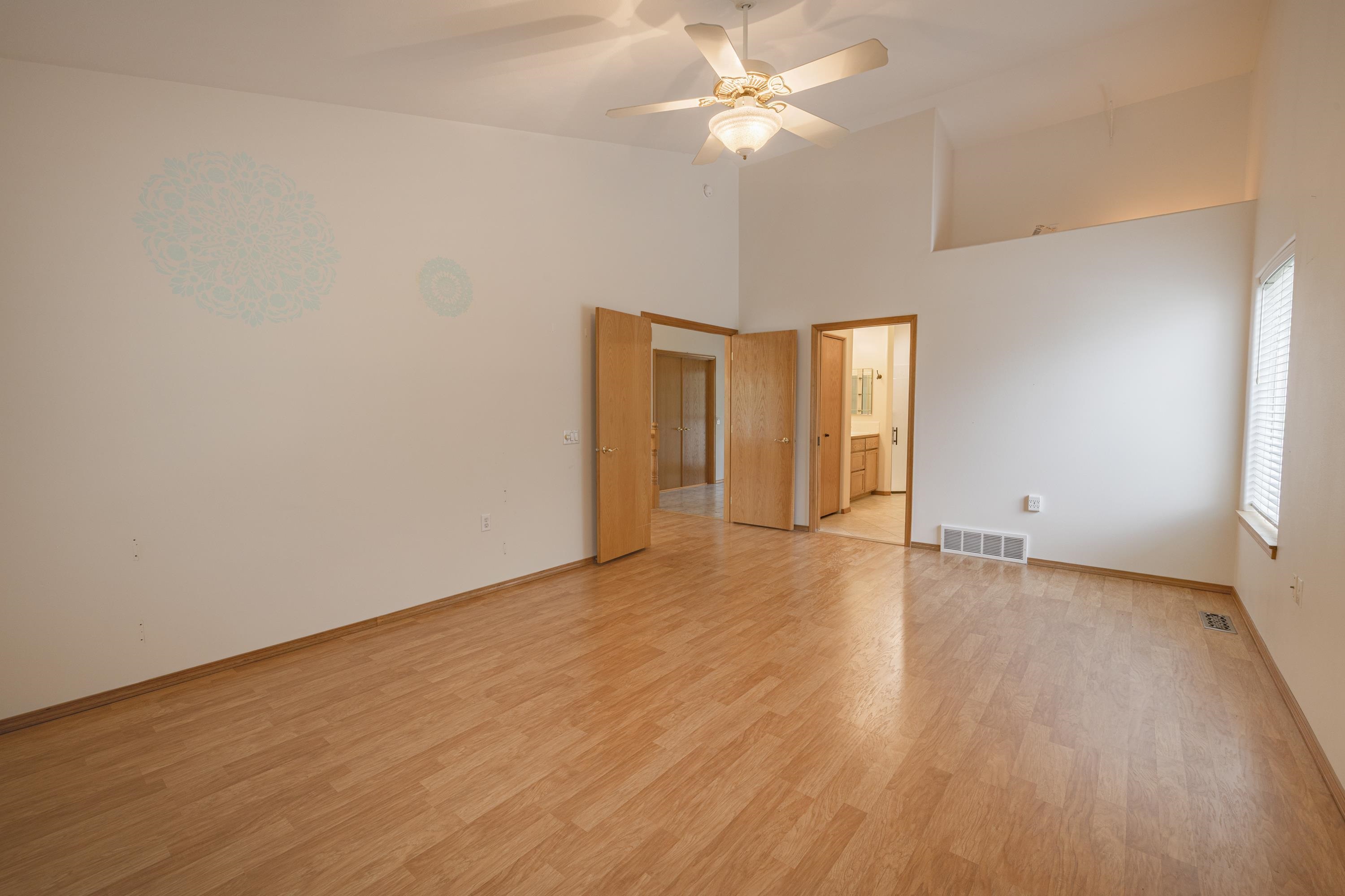 14023 E 12TH Ave - Photo 11