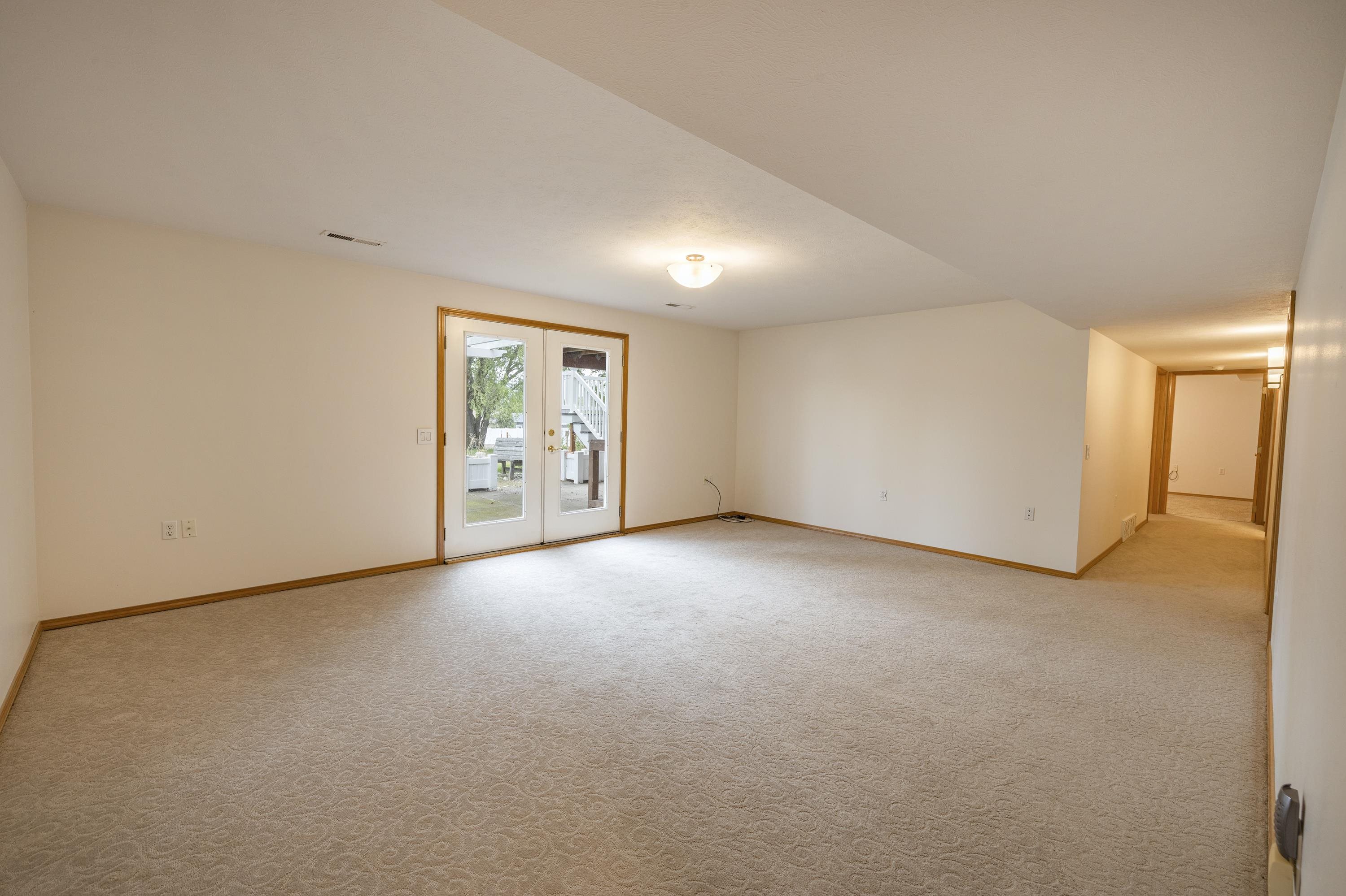14023 E 12TH Ave - Photo 24