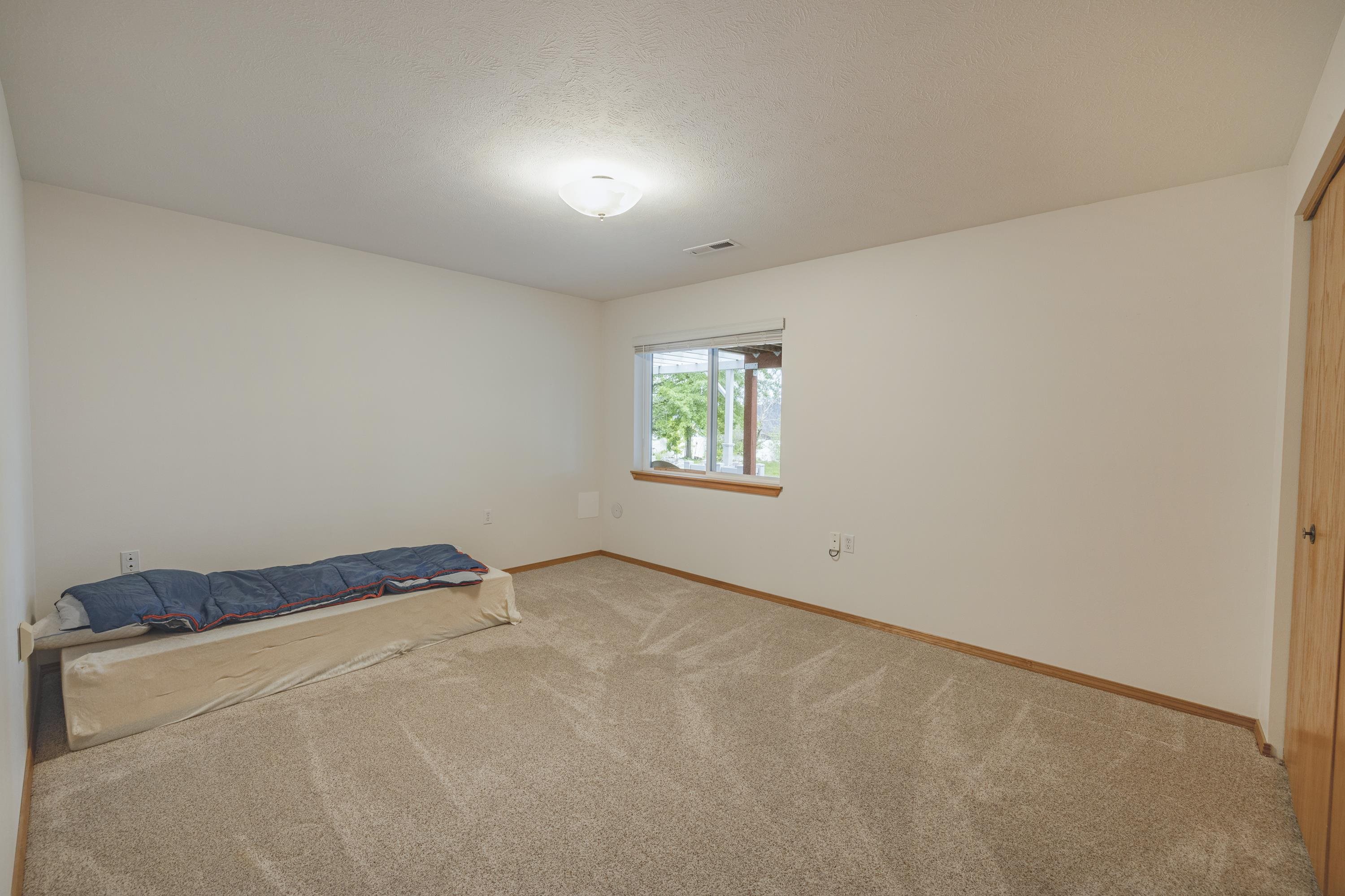 14023 E 12TH Ave - Photo 27