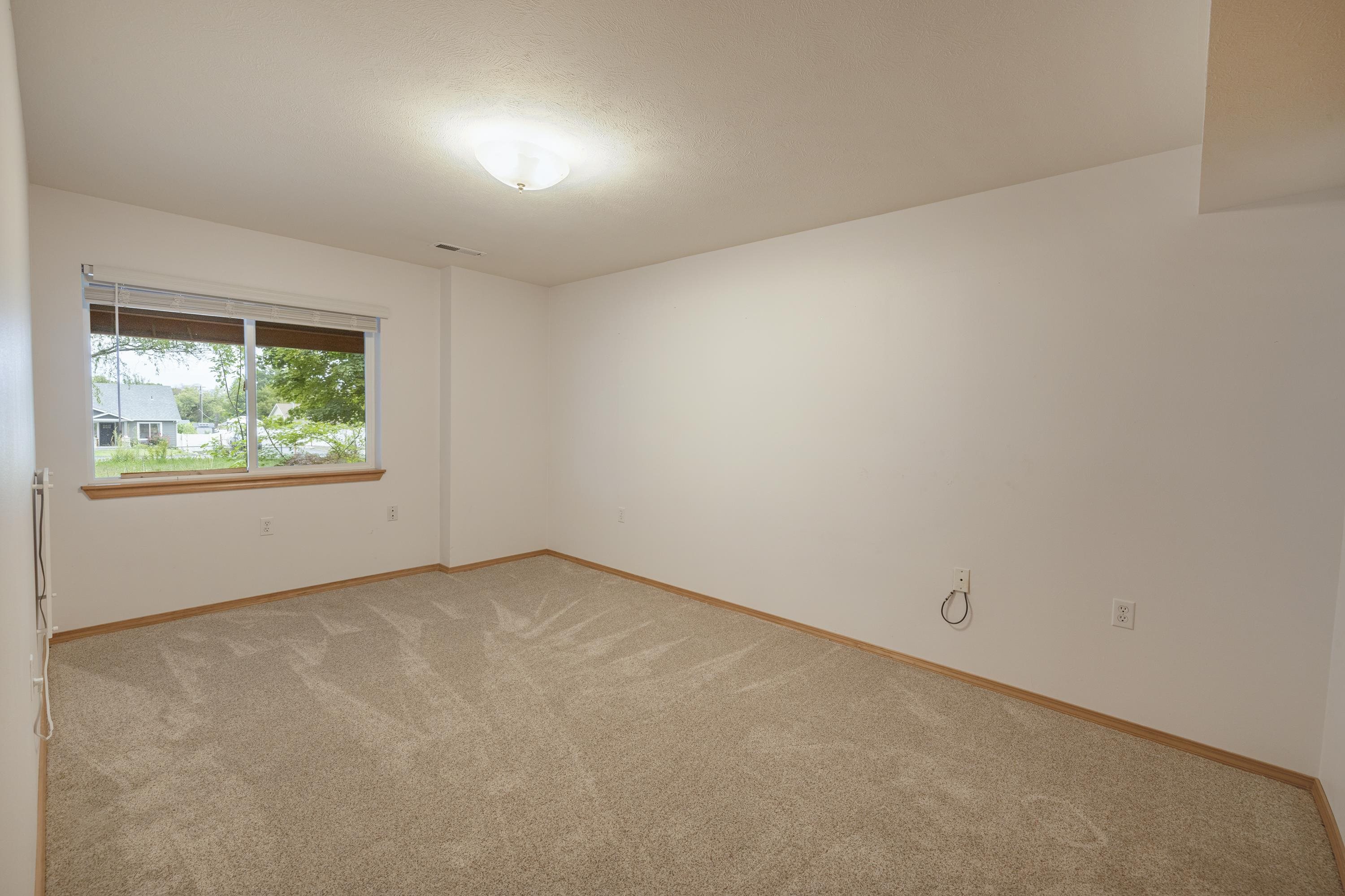 14023 E 12TH Ave - Photo 28