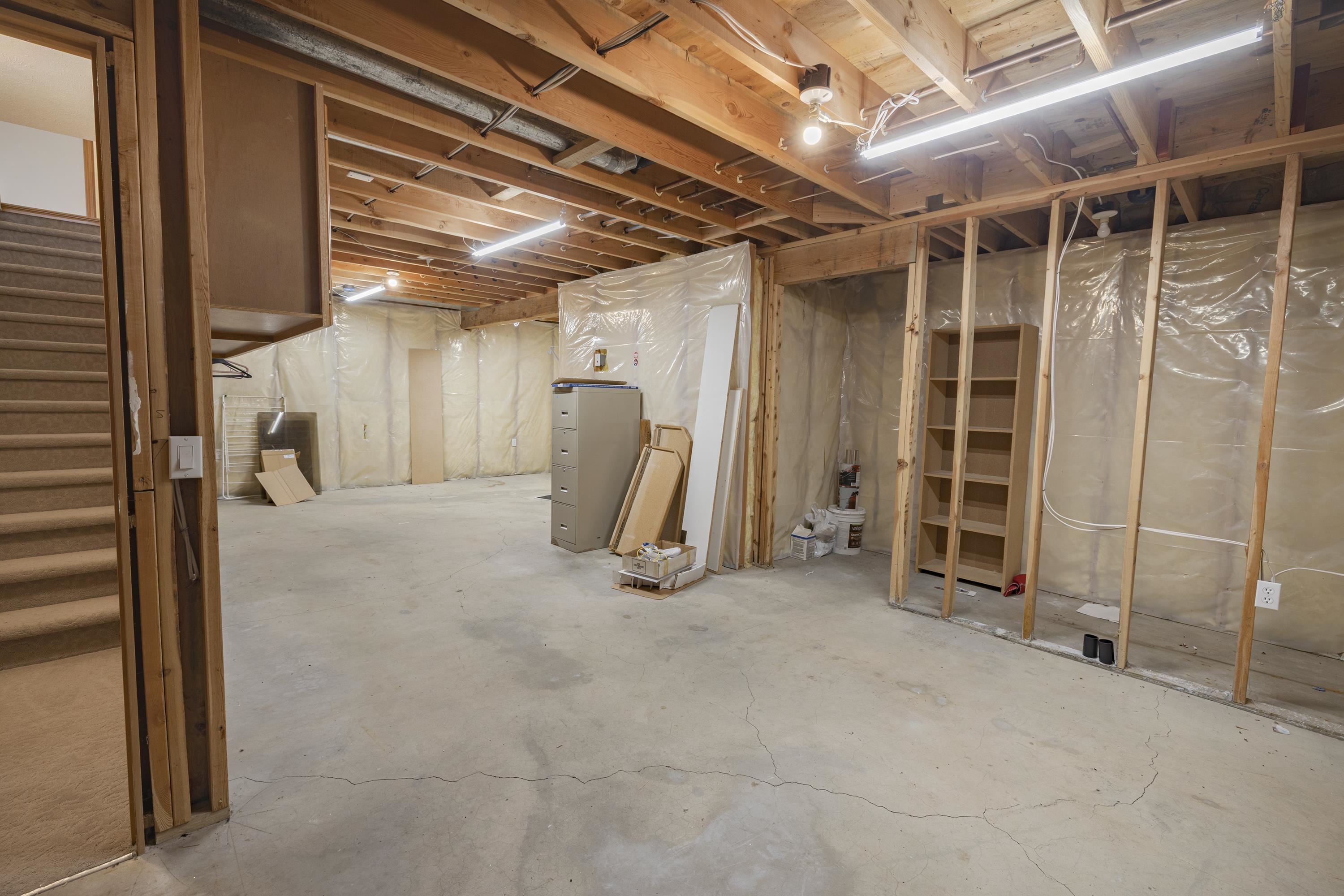 14023 E 12TH Ave - Photo 31