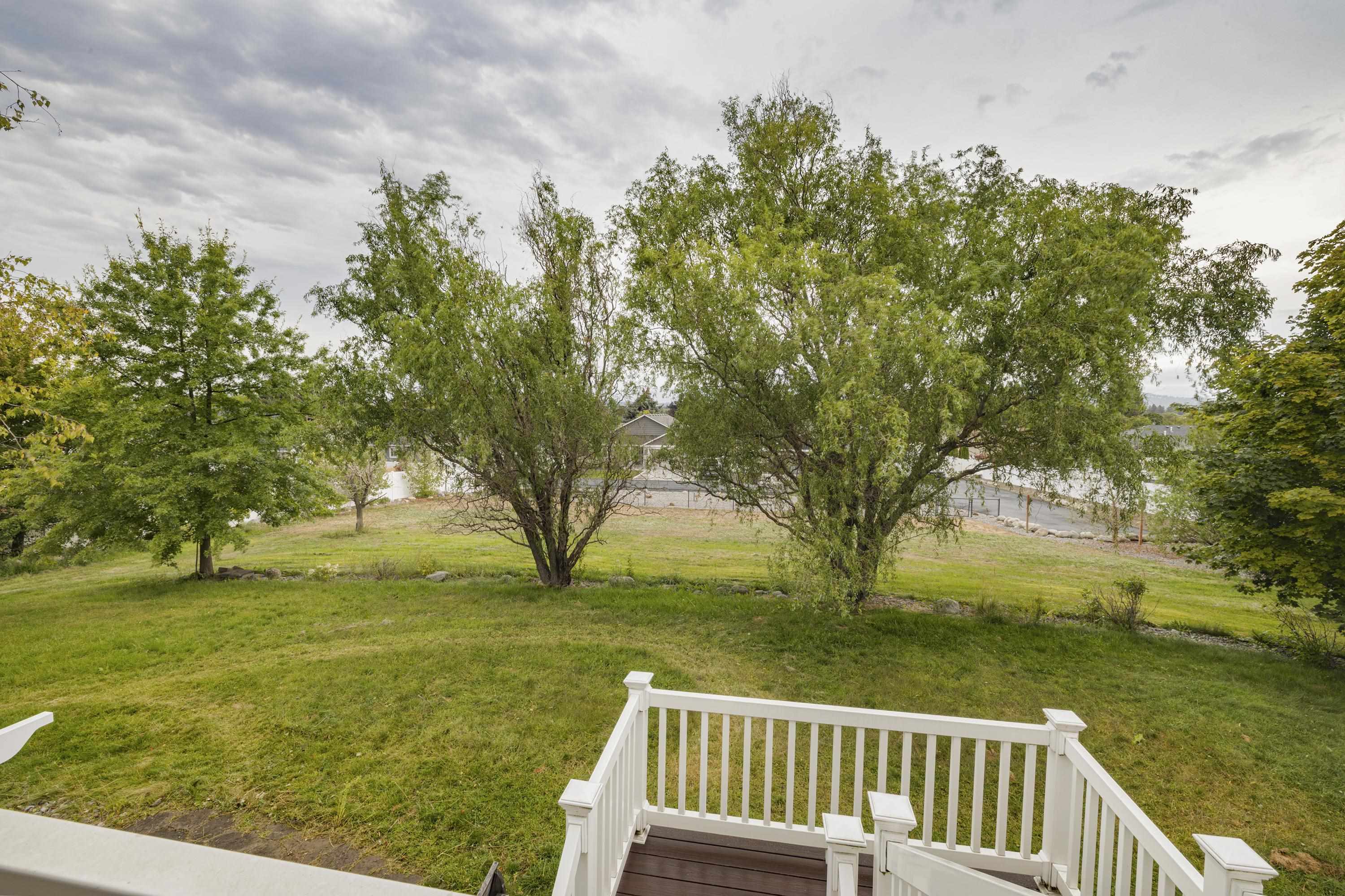 14023 E 12TH Ave - Photo 34