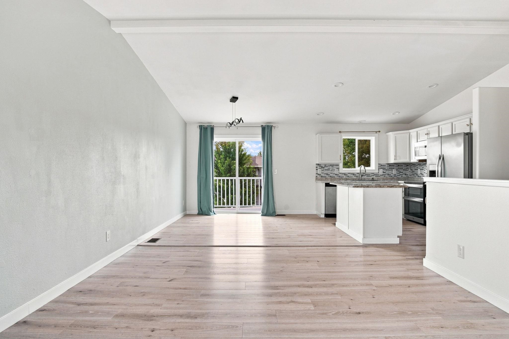 18109 E Michielli Ave - Photo 2