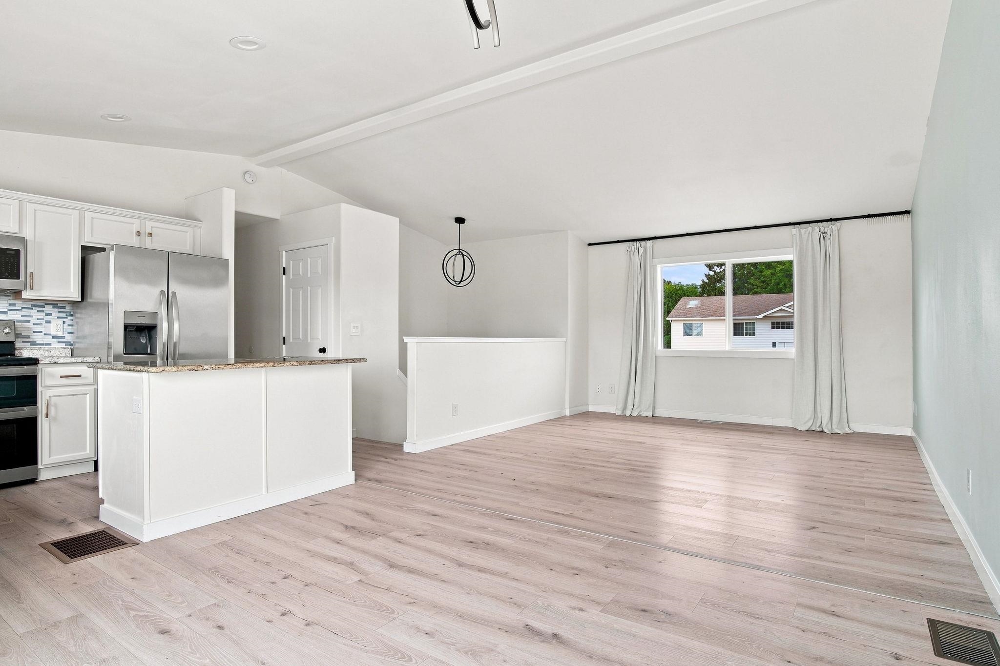 18109 E Michielli Ave - Photo 3