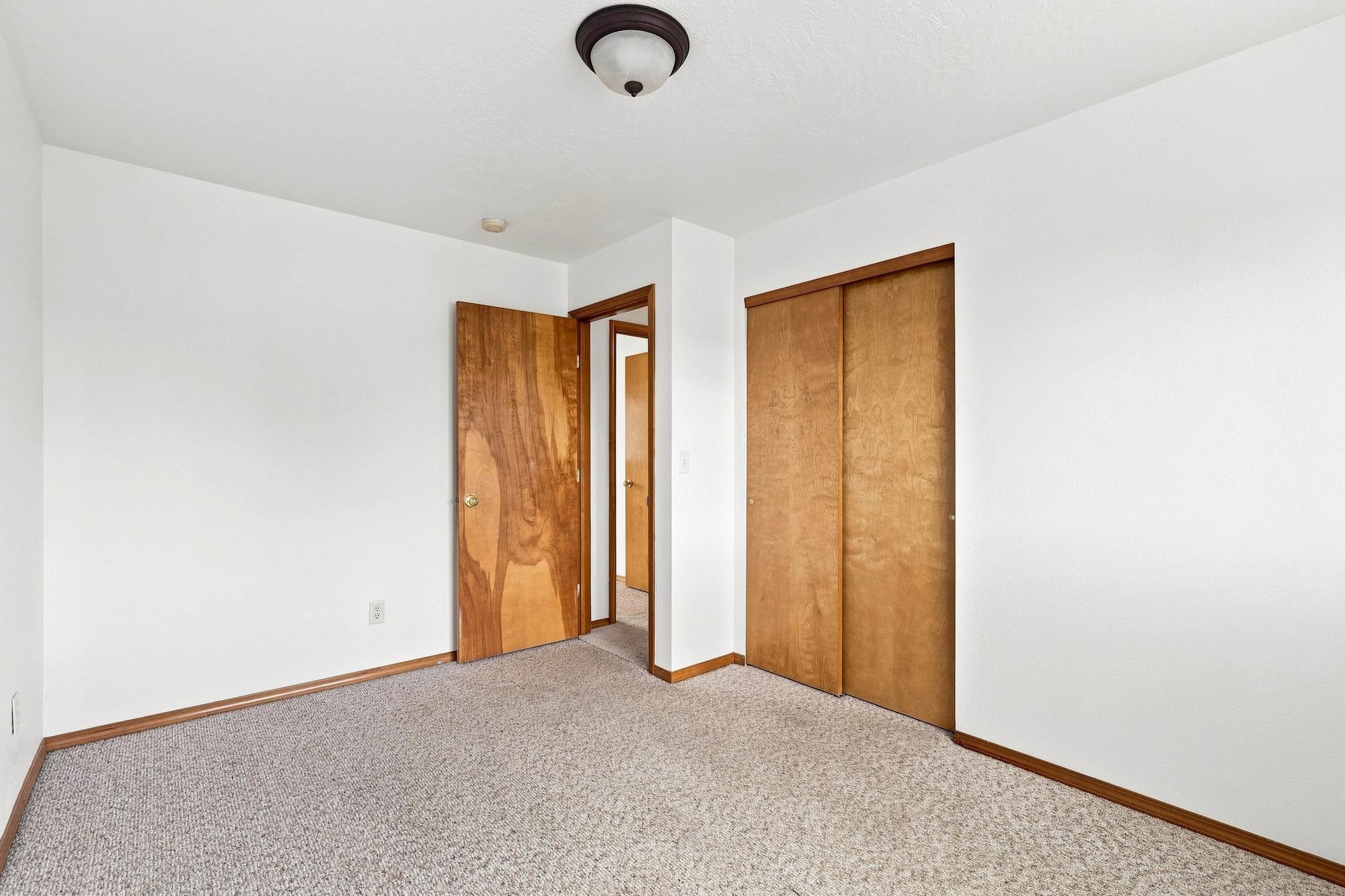 328 E Beverly Ave - Photo 15